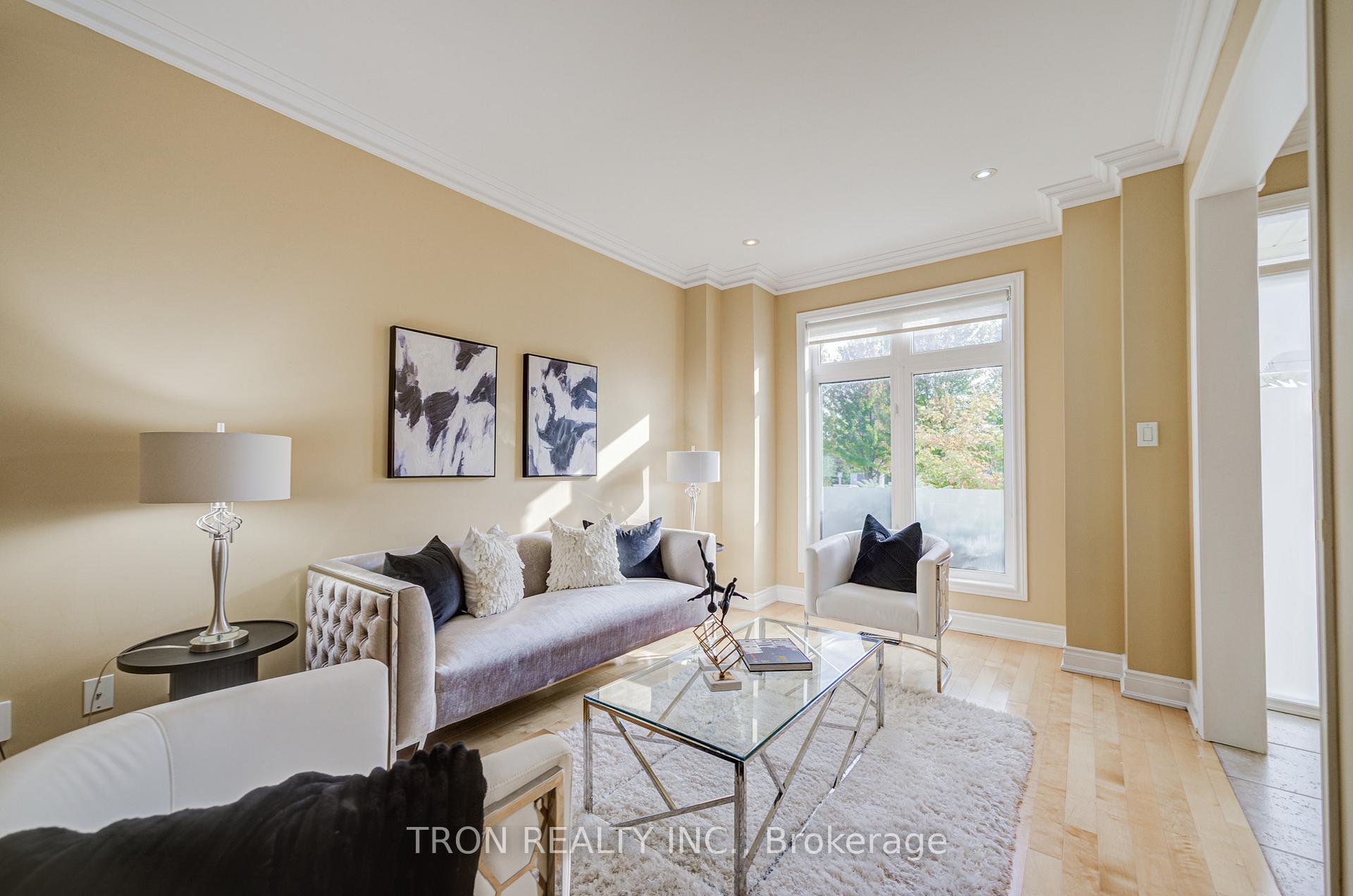 Photo 8 of 454 The Bridle Walk, Markham, Berczy — HOMEH