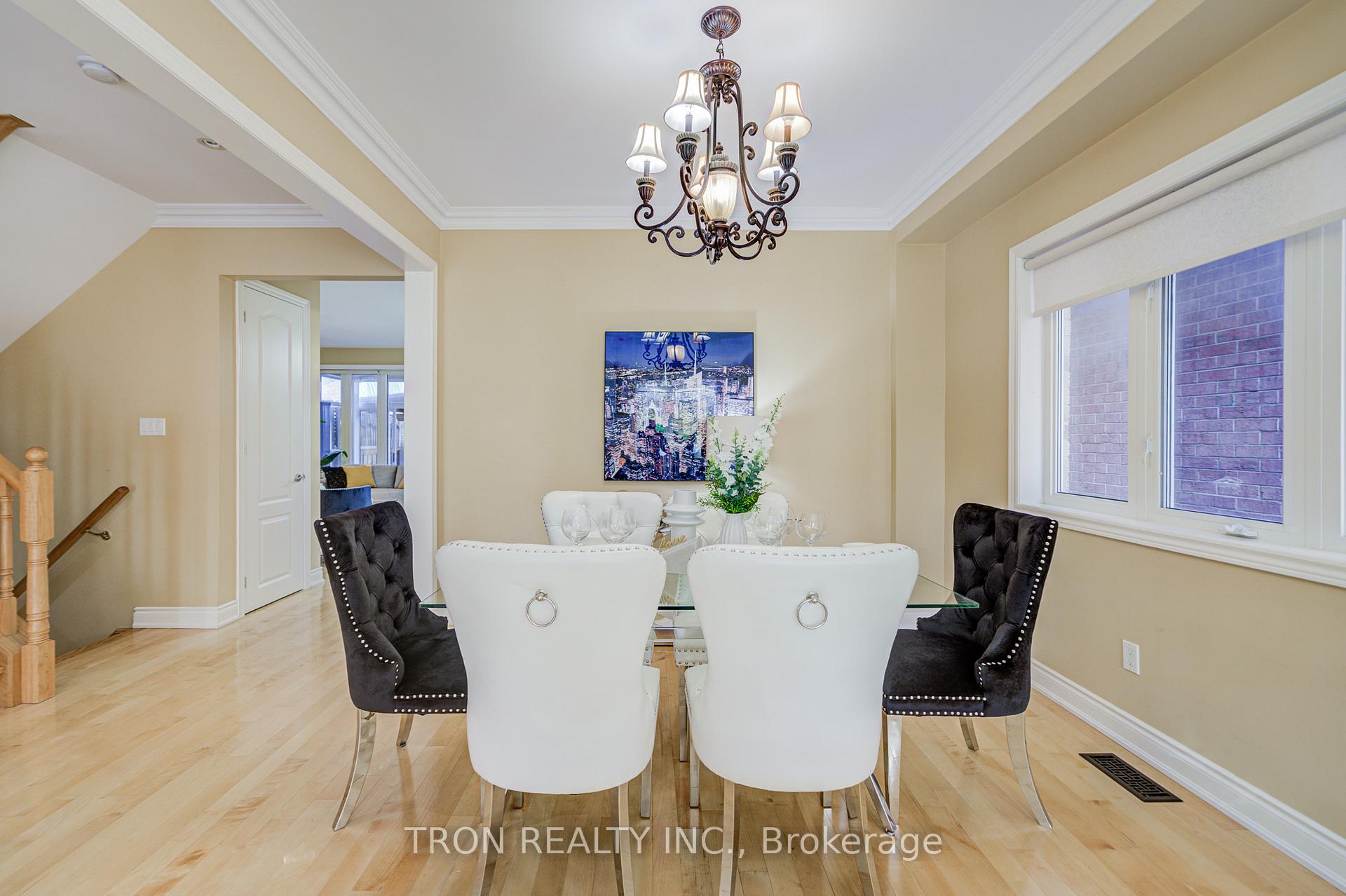 Photo 10 of 454 The Bridle Walk, Markham, Berczy — HOMEH