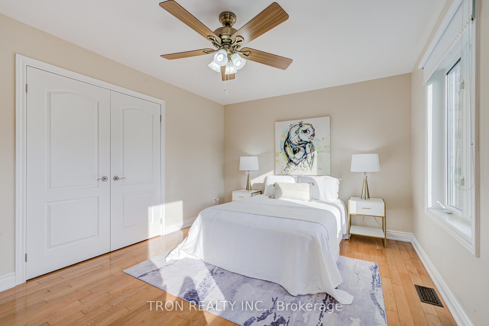 Photo 25 of 454 The Bridle Walk, Markham, Berczy — HOMEH