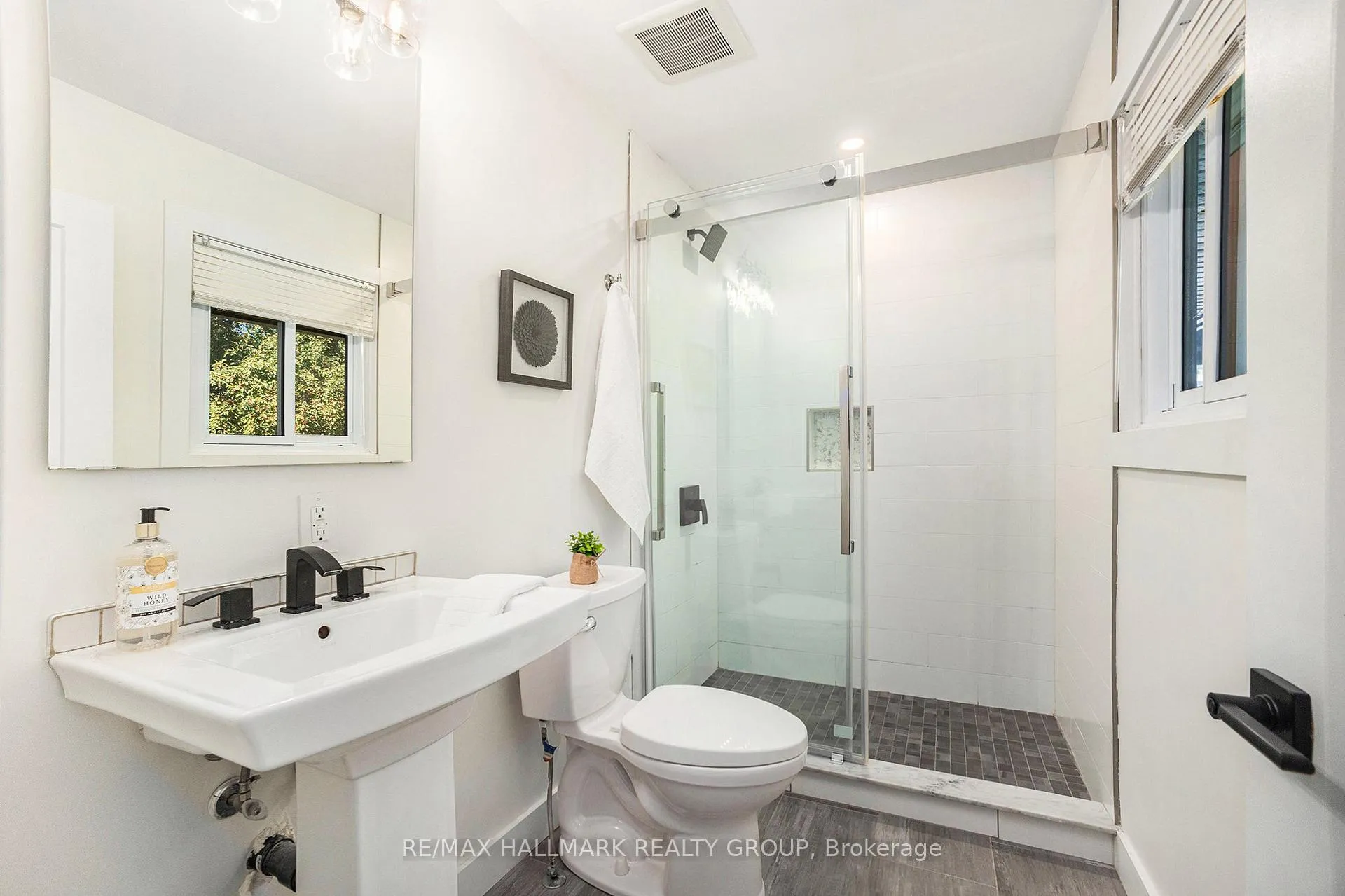 Photo 19 of 70 Varley Drive, Ottawa, Kanata - Beaverbrook — HOMEH