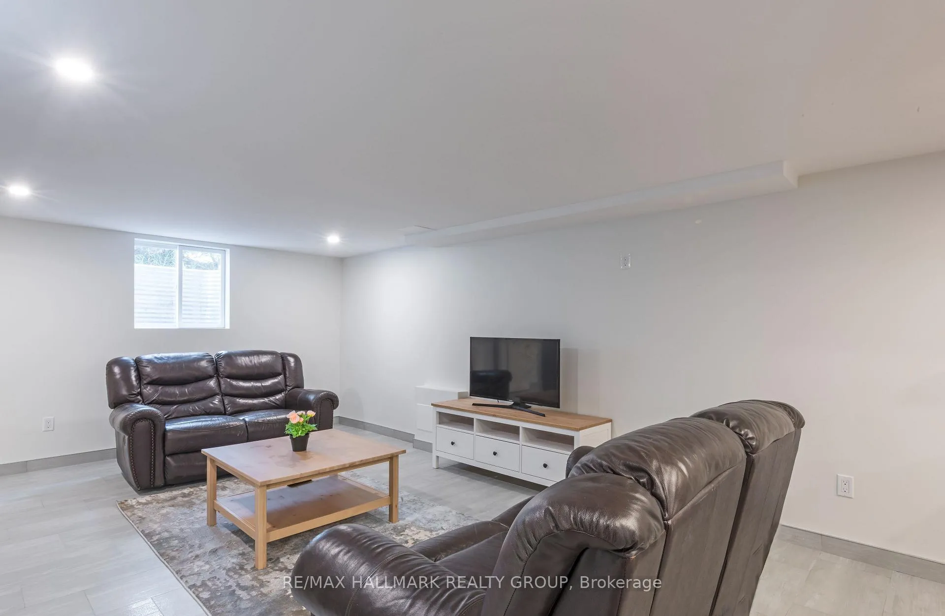 Photo 28 of 70 Varley Drive, Ottawa, Kanata - Beaverbrook — HOMEH