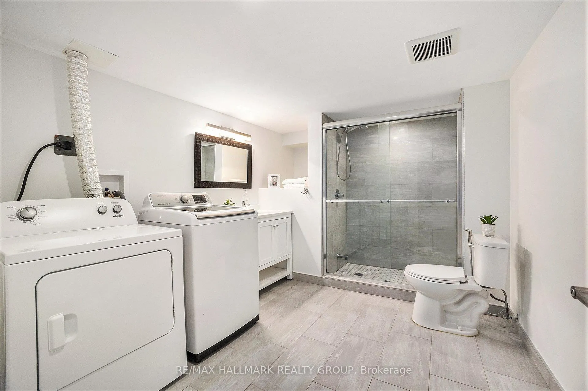 Photo 36 of 70 Varley Drive, Ottawa, Kanata - Beaverbrook — HOMEH
