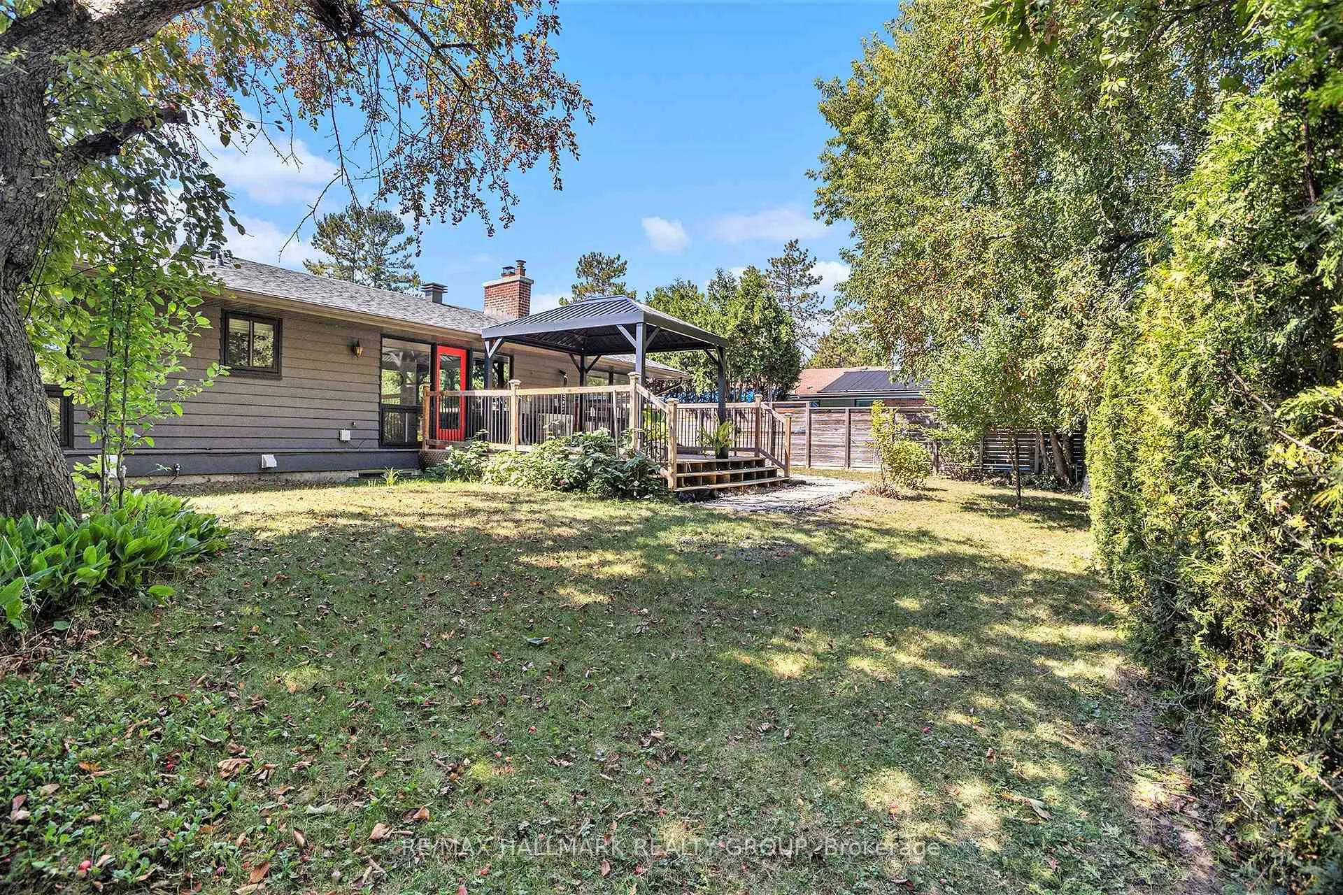 Photo 37 of 70 Varley Drive, Ottawa, Kanata - Beaverbrook — HOMEH