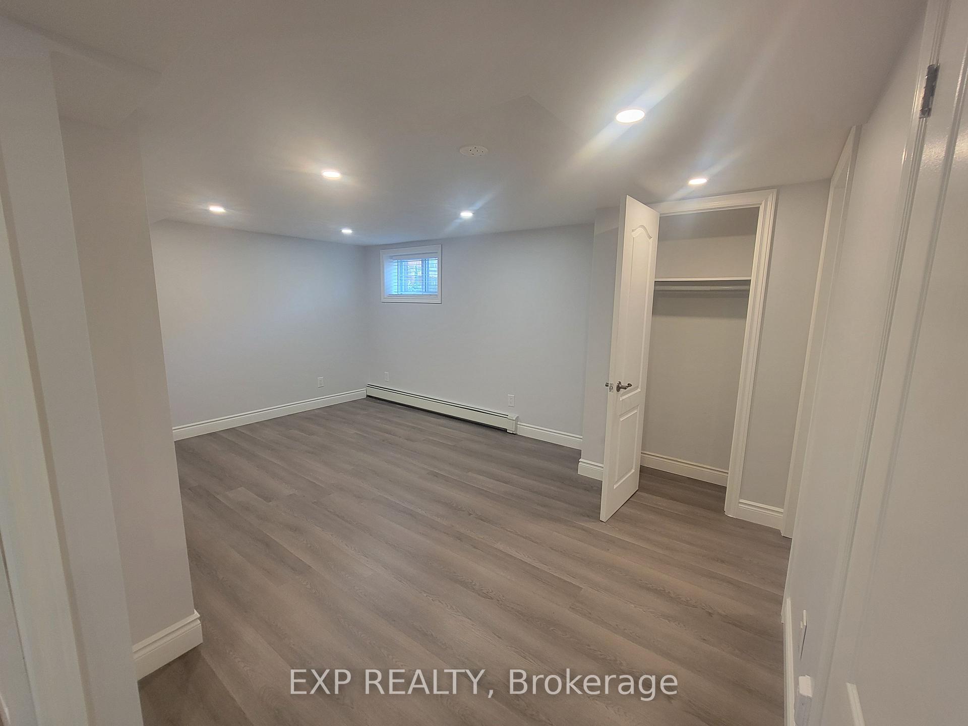 Photo 9 of 135 Balsam Avenue S, Hamilton, Blakeley — HOMEH