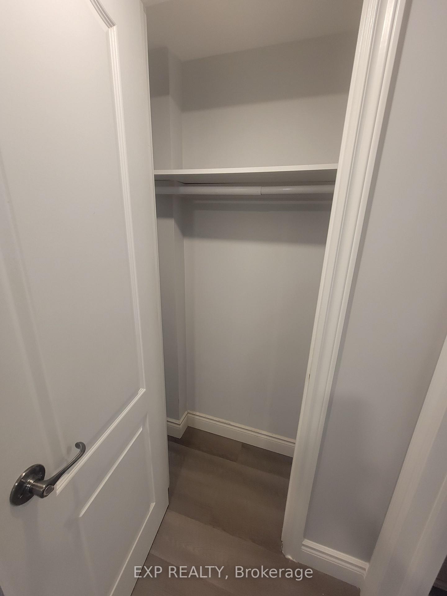 Photo 22 of 135 Balsam Avenue S, Hamilton, Blakeley — HOMEH