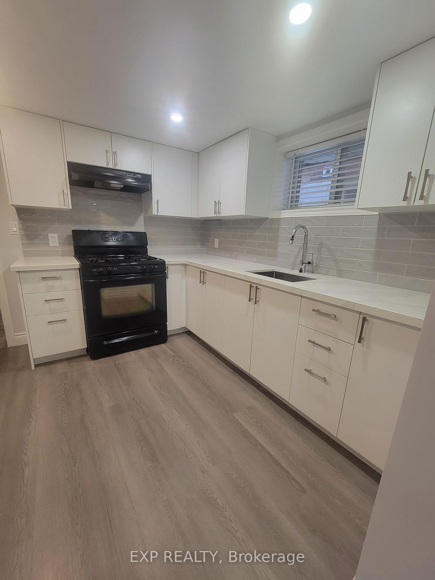 Photo 28 of 135 Balsam Avenue S, Hamilton, Blakeley — HOMEH