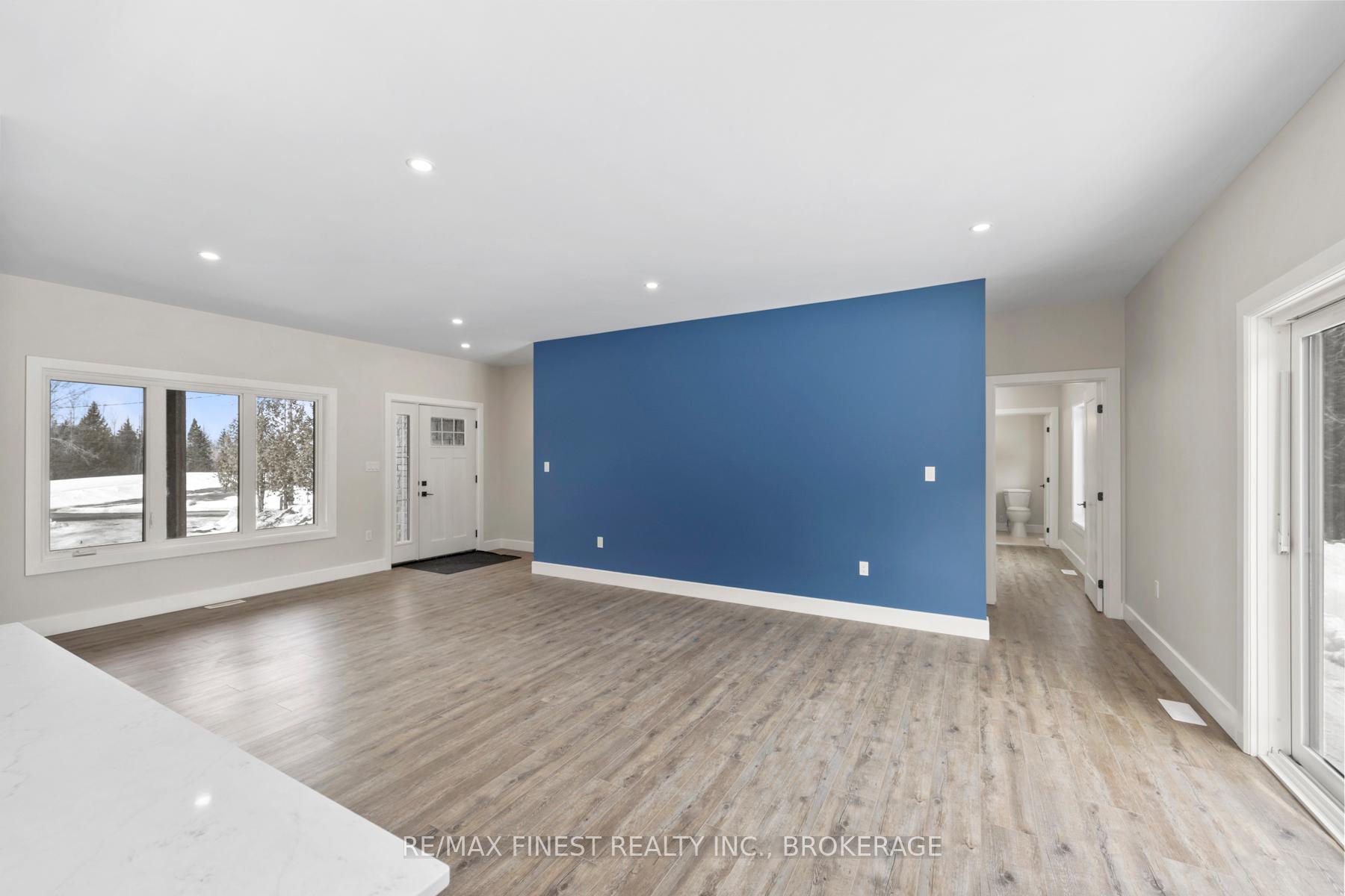 Photo 10 of 202 Caton Road, Loyalist, Lennox and Addington - South — HOMEH