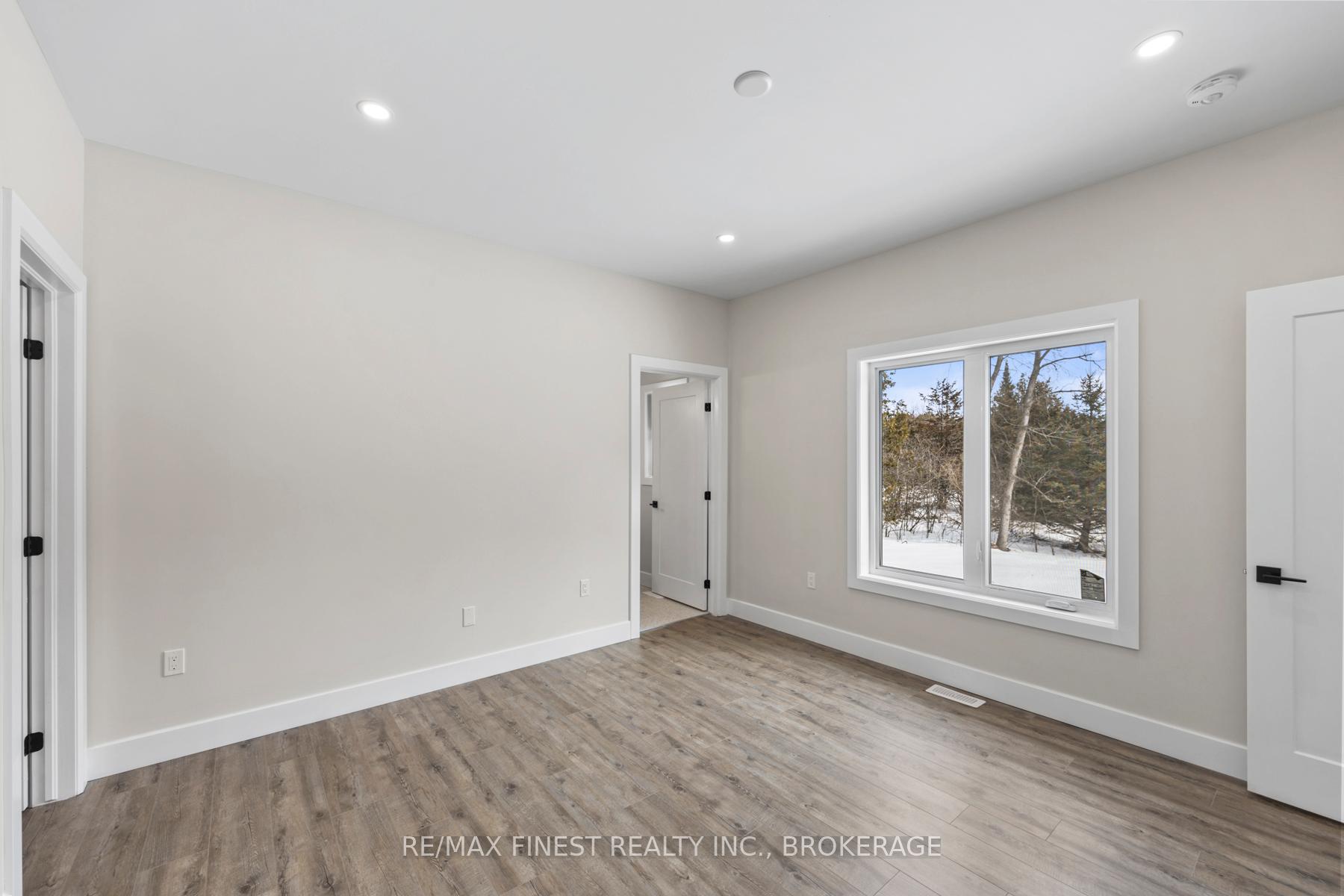 Photo 11 of 202 Caton Road, Loyalist, Lennox and Addington - South — HOMEH