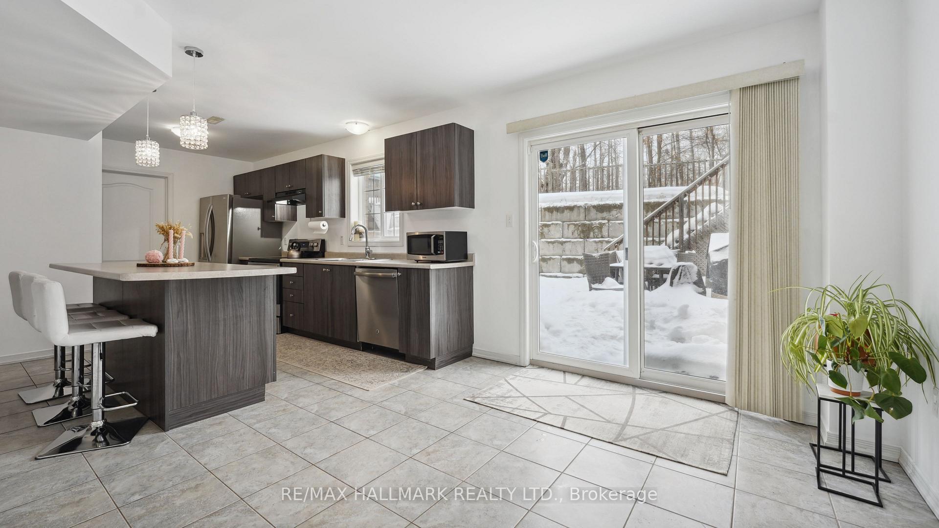 Photo 13 of 1258 Leslie Drive, Innisfil, Alcona — HOMEH