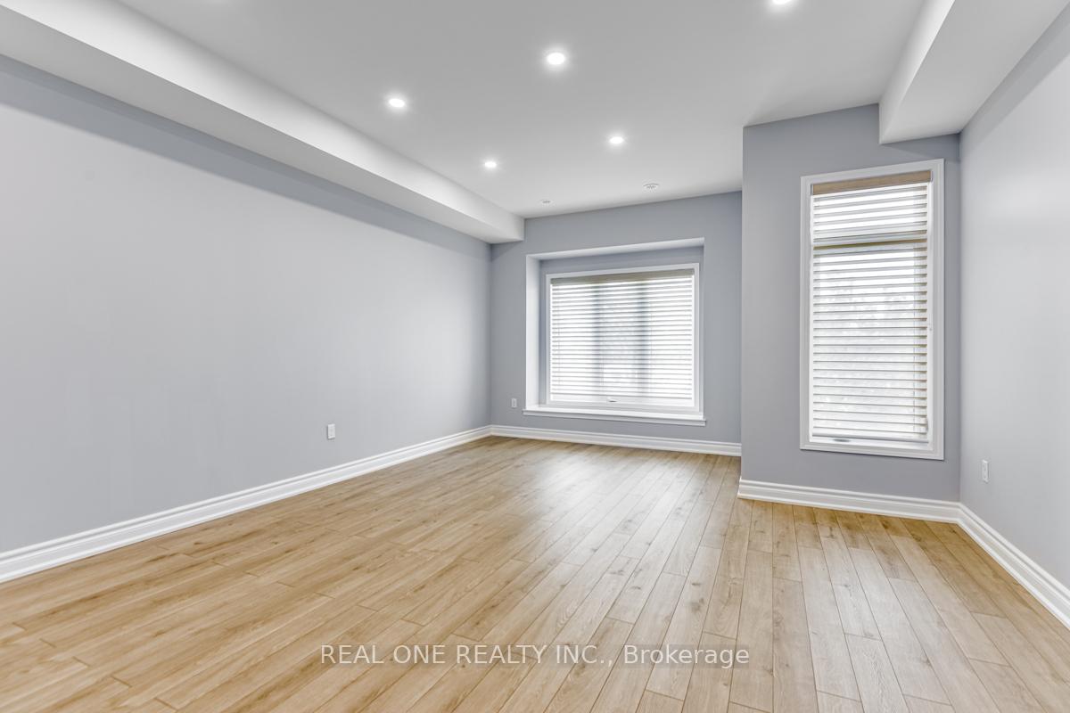 Photo 2 of 42 Beehive Lane, Markham, Wismer — HOMEH