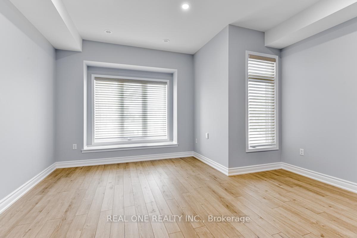 Photo 3 of 42 Beehive Lane, Markham, Wismer — HOMEH