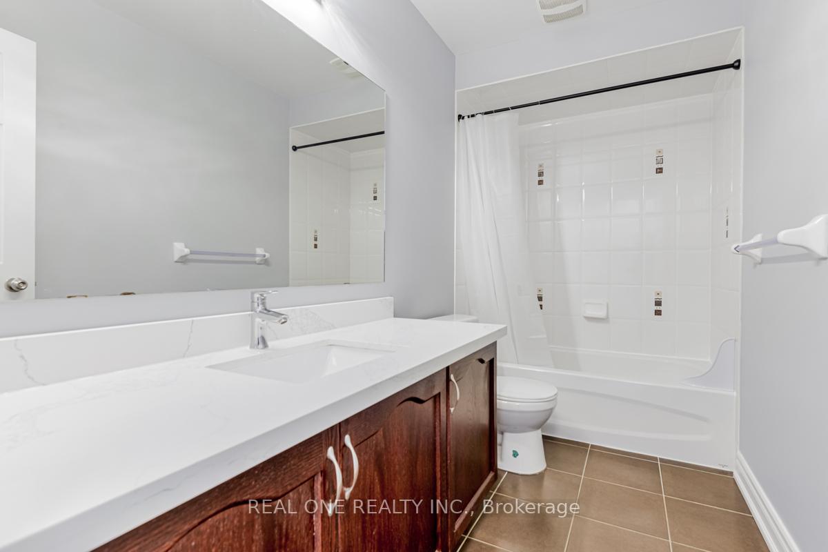 Photo 17 of 42 Beehive Lane, Markham, Wismer — HOMEH