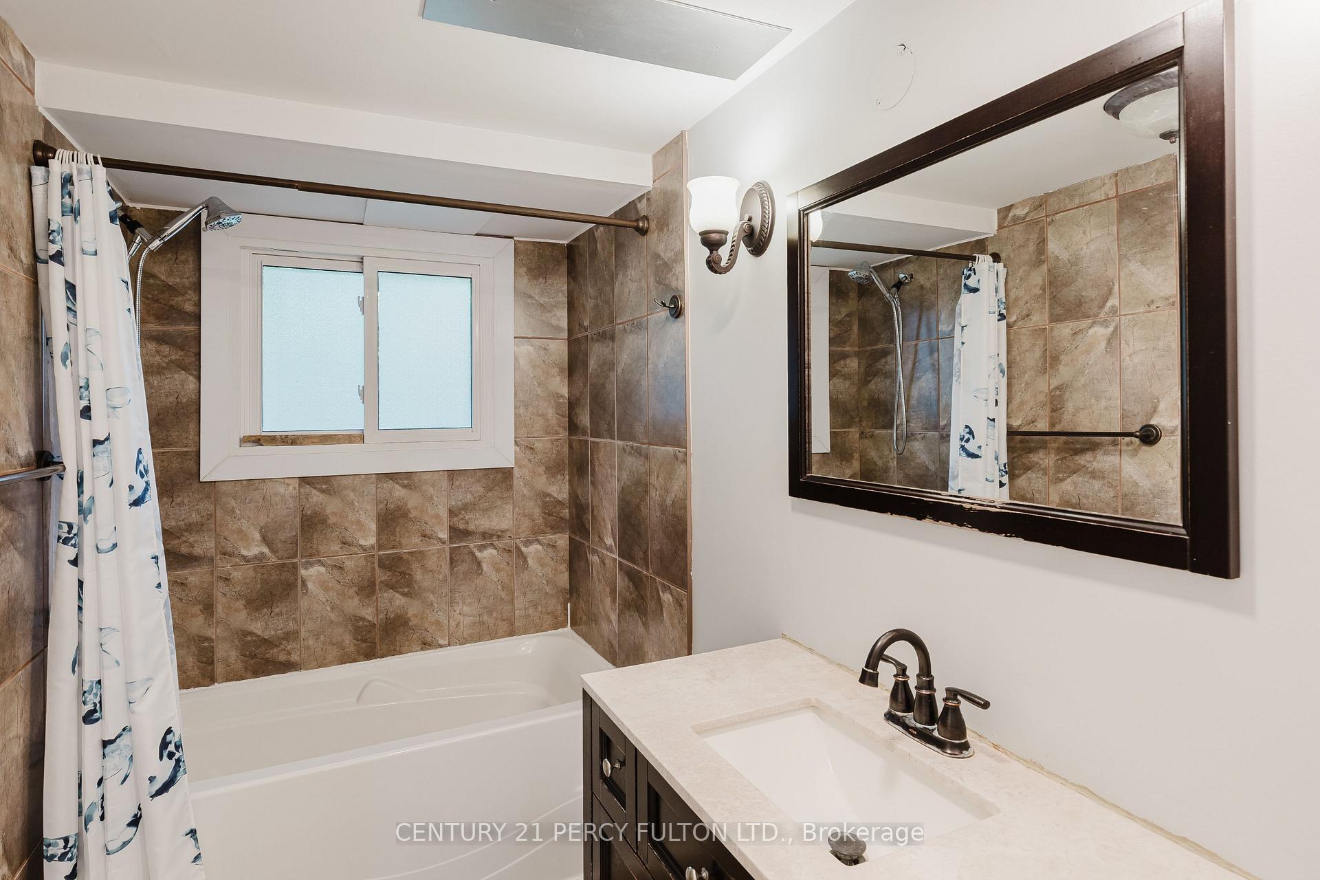 Photo 20 of 9 New Mountain Road, Hamilton, Stoney Creek — HOMEH
