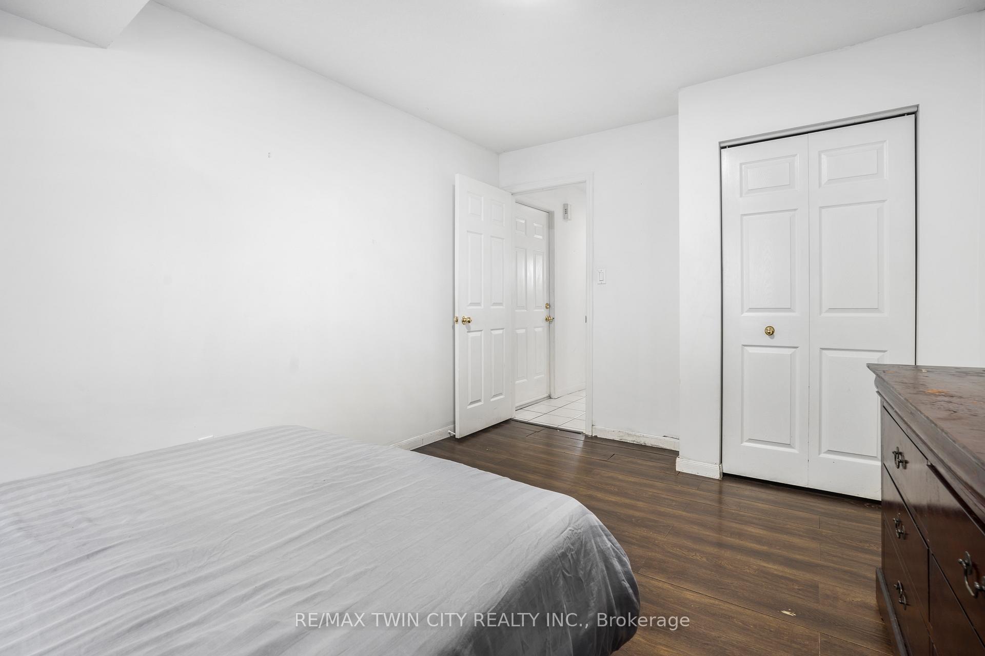 Photo 16 of 359 Otterbein Road, Kitchener, Grand River North — HOMEH