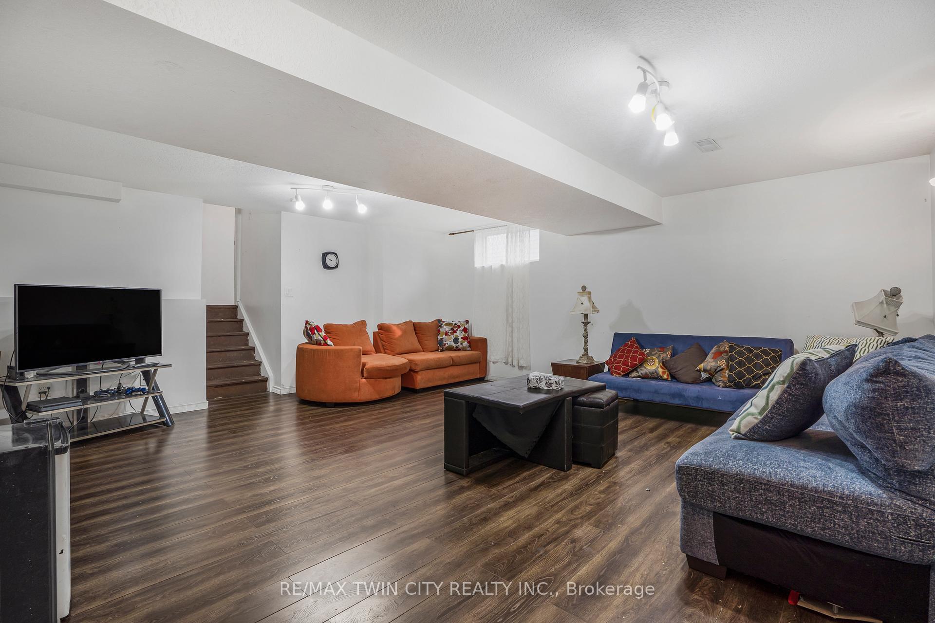Photo 28 of 359 Otterbein Road, Kitchener, Grand River North — HOMEH