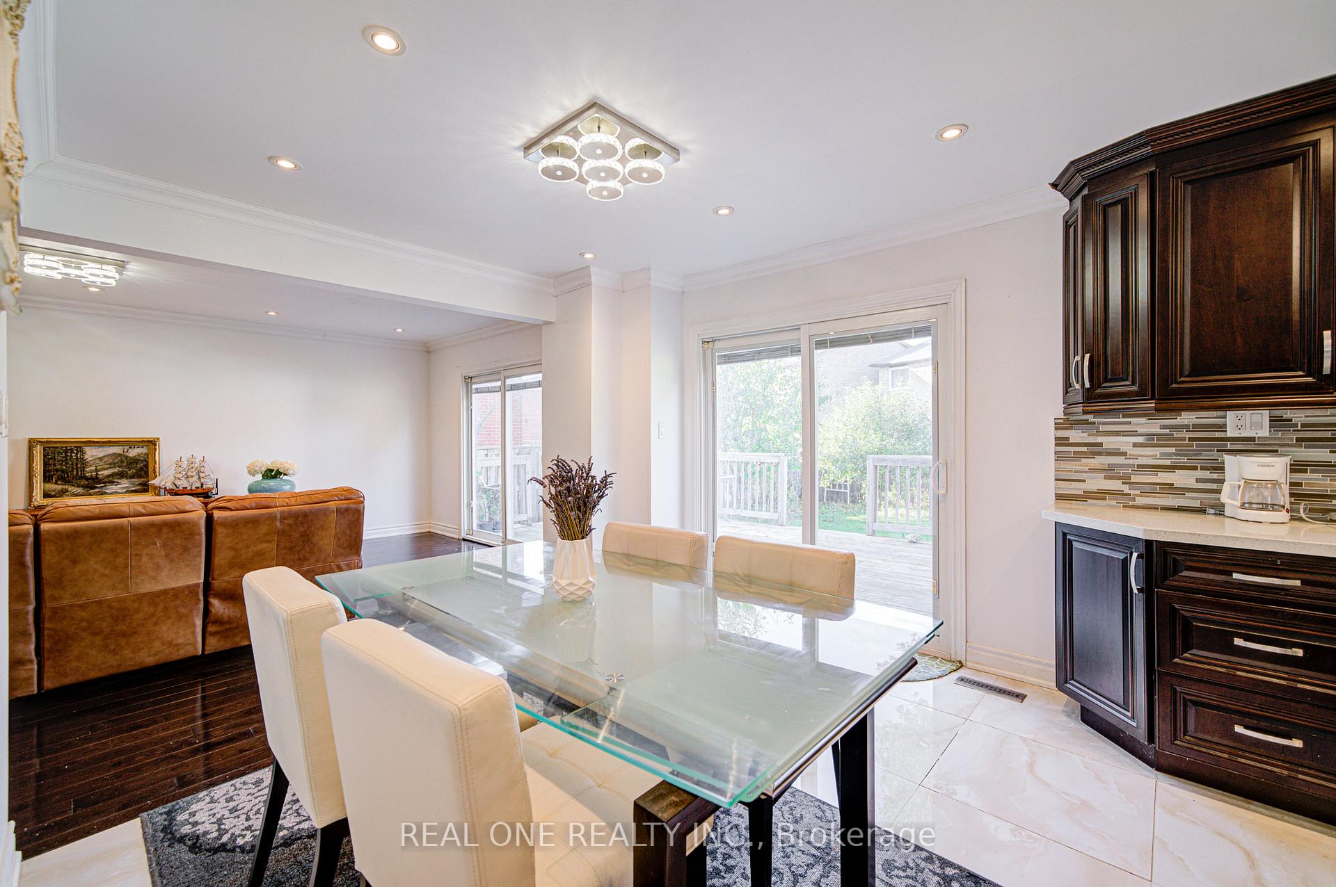 Photo 17 of 72 Highgate Drive, Markham, Milliken Mills West — HOMEH