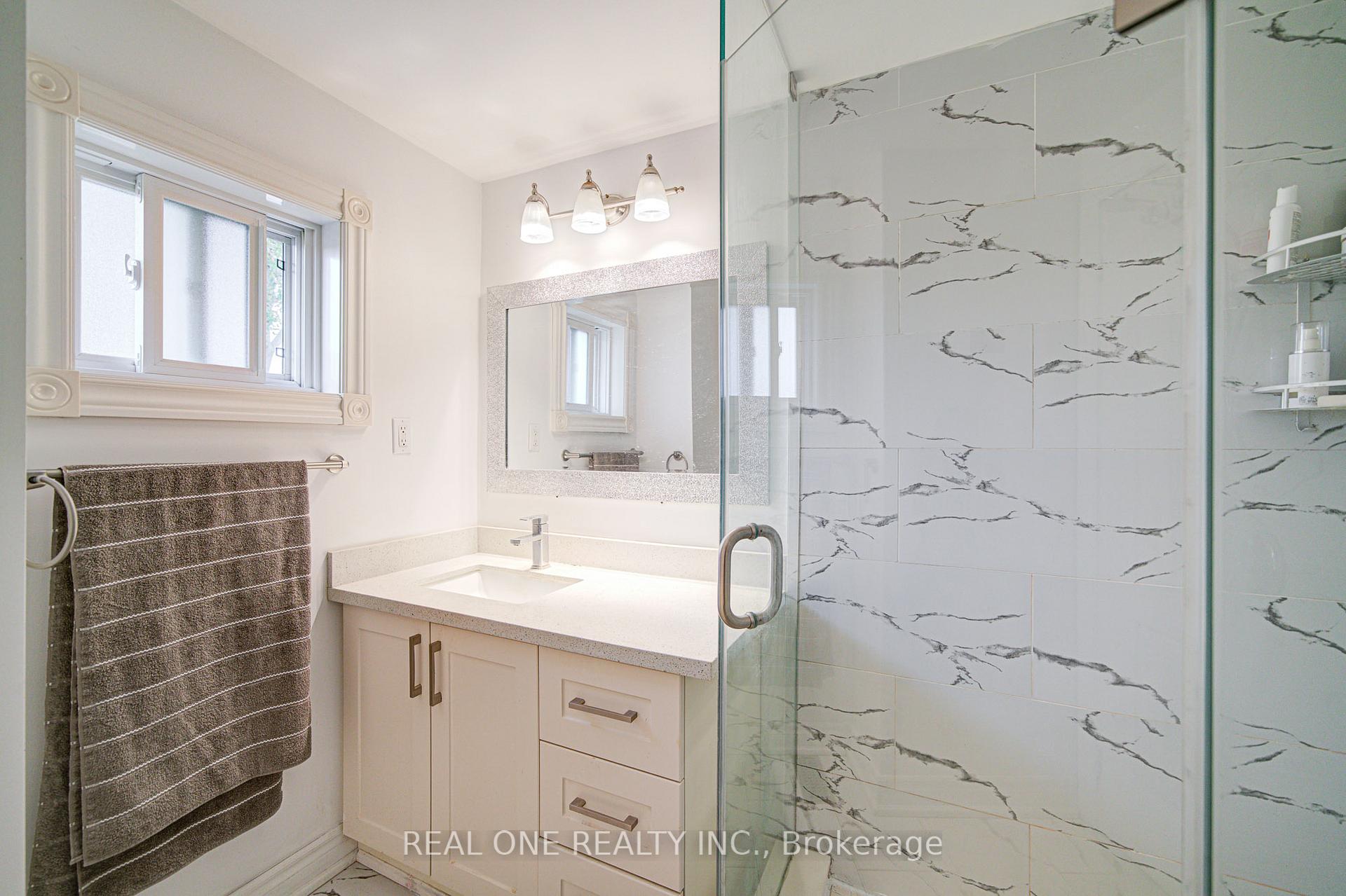 Photo 24 of 72 Highgate Drive, Markham, Milliken Mills West — HOMEH