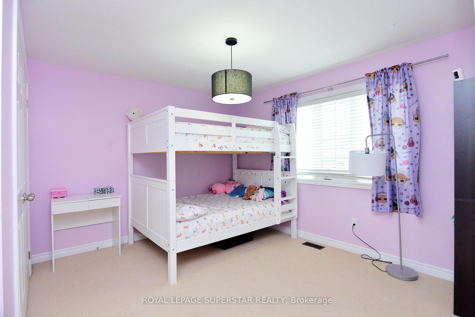 Photo 7 of 44 Browview Drive, Hamilton, Waterdown — HOMEH