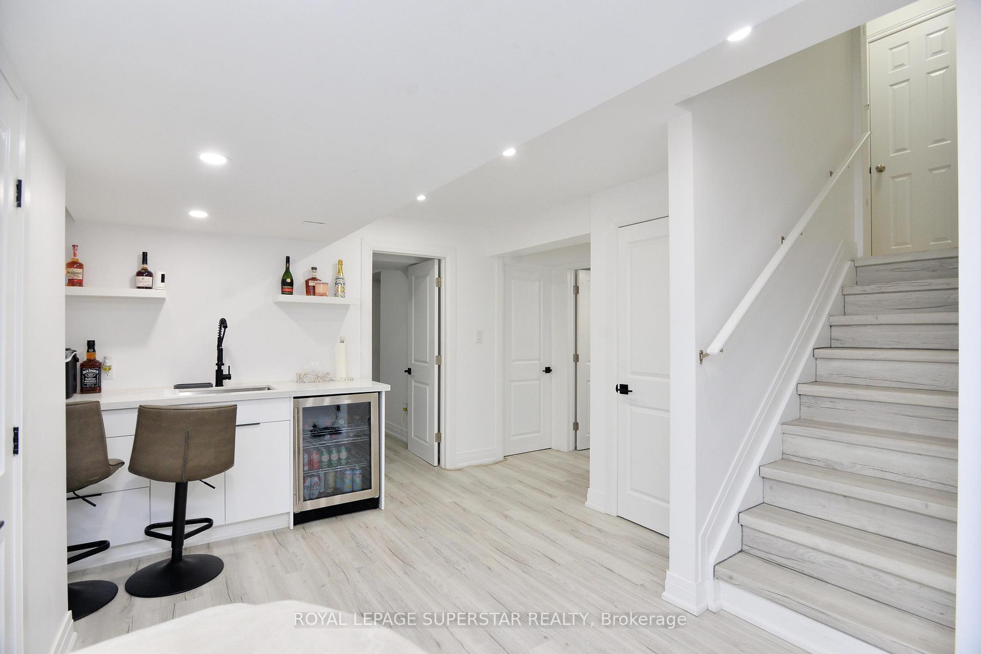 Photo 17 of 44 Browview Drive, Hamilton, Waterdown — HOMEH