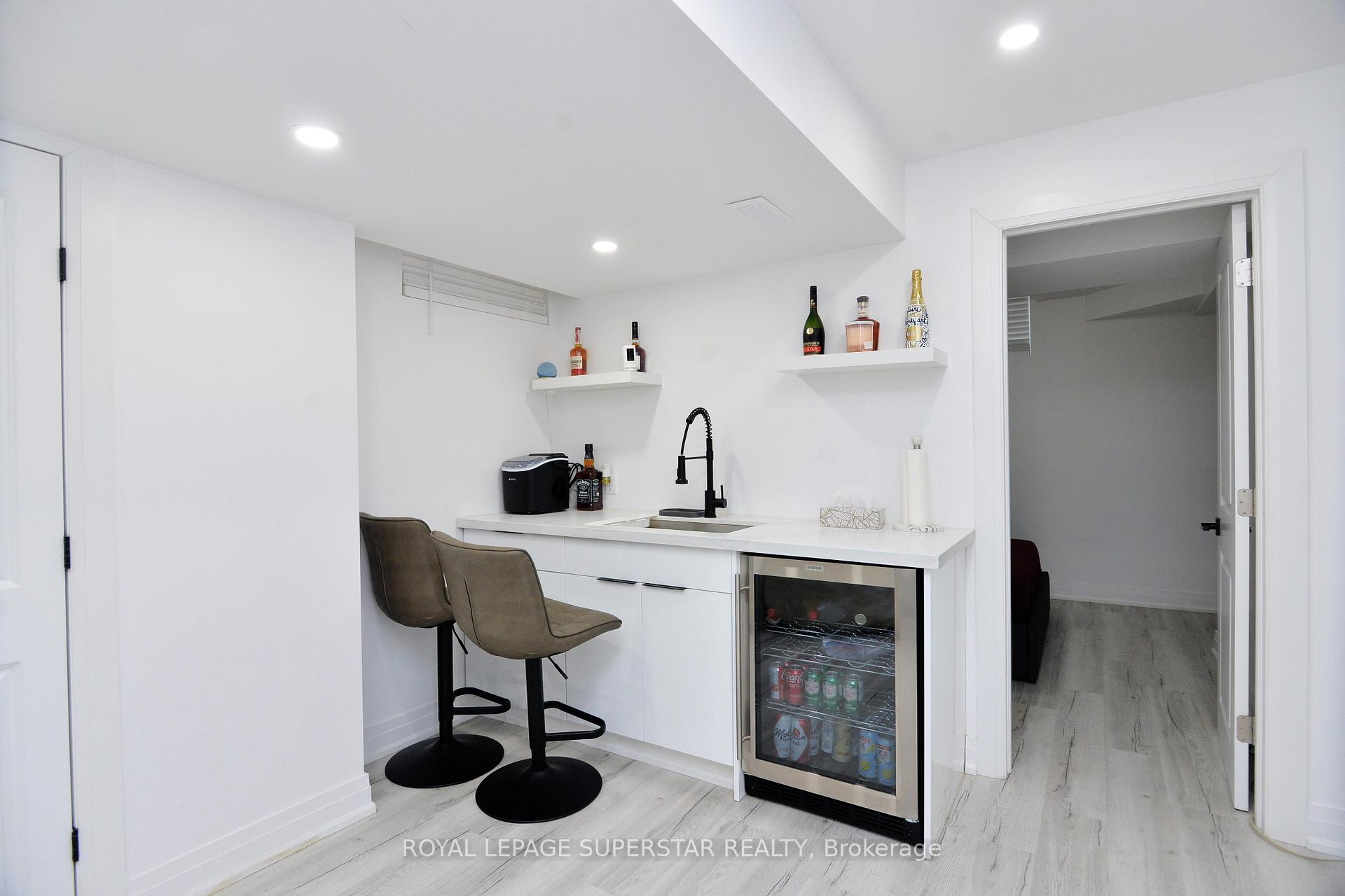 Photo 19 of 44 Browview Drive, Hamilton, Waterdown — HOMEH