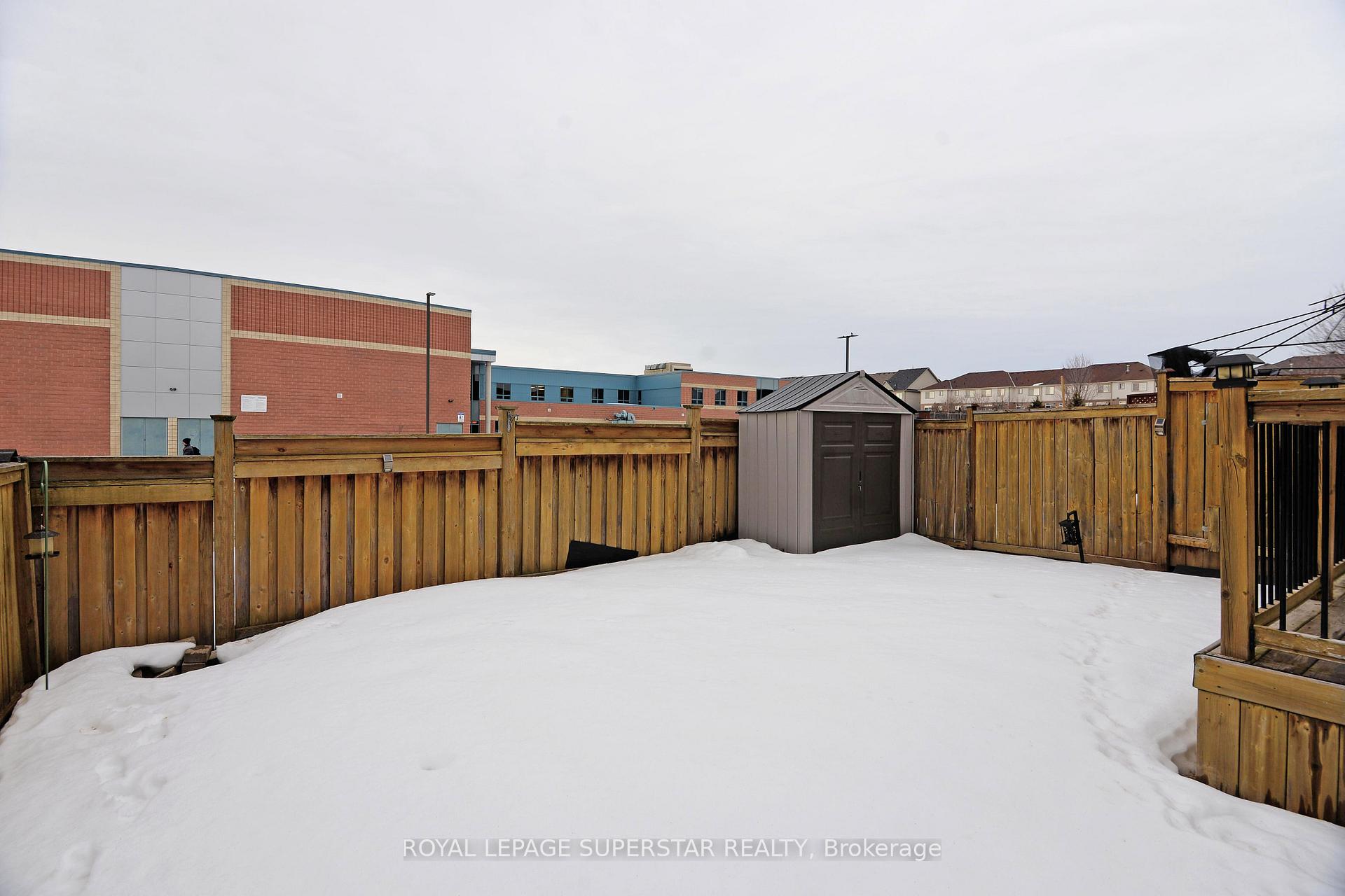 Photo 35 of 44 Browview Drive, Hamilton, Waterdown — HOMEH