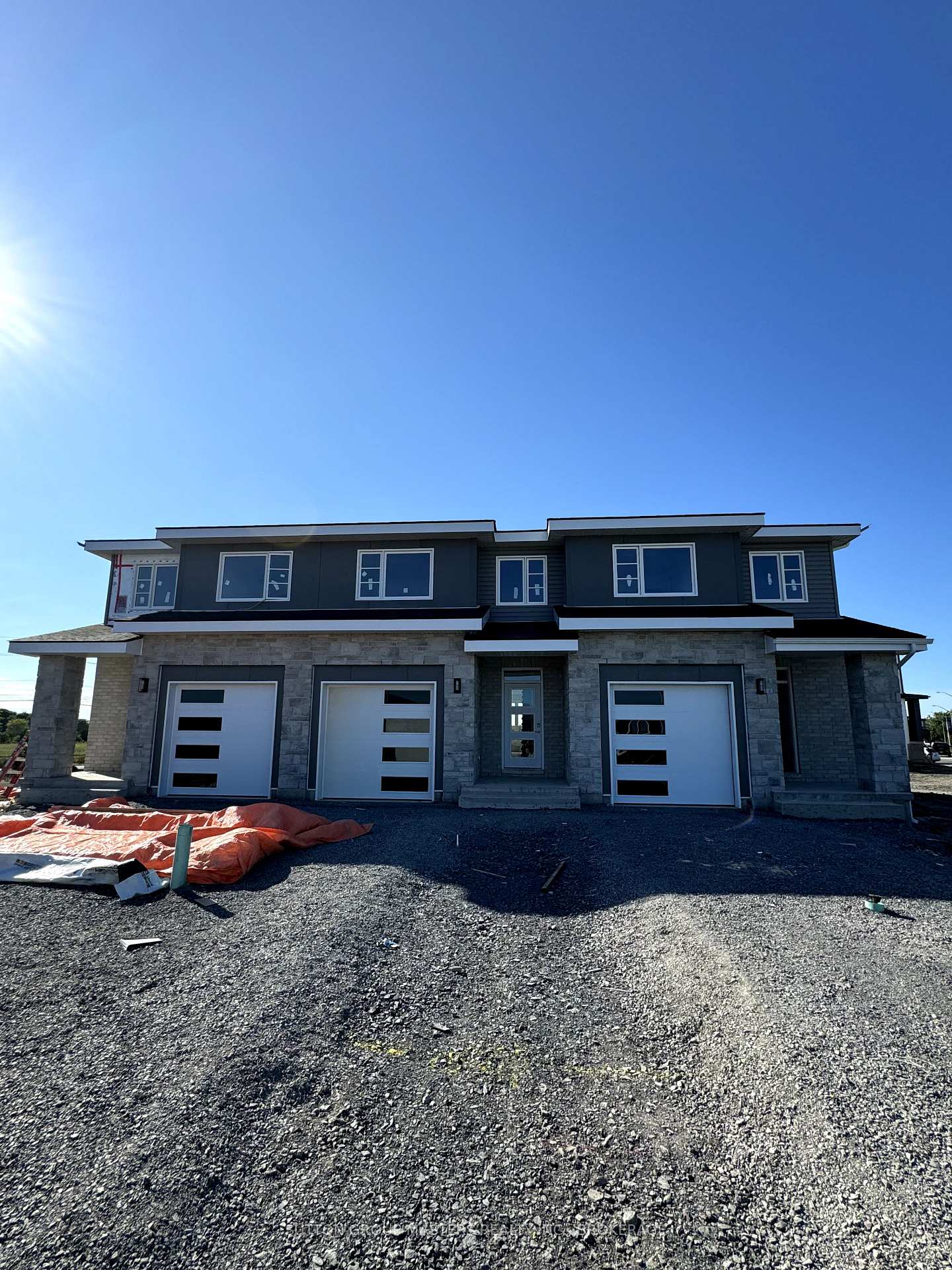 Front of 218 Dr Richard James Crescent