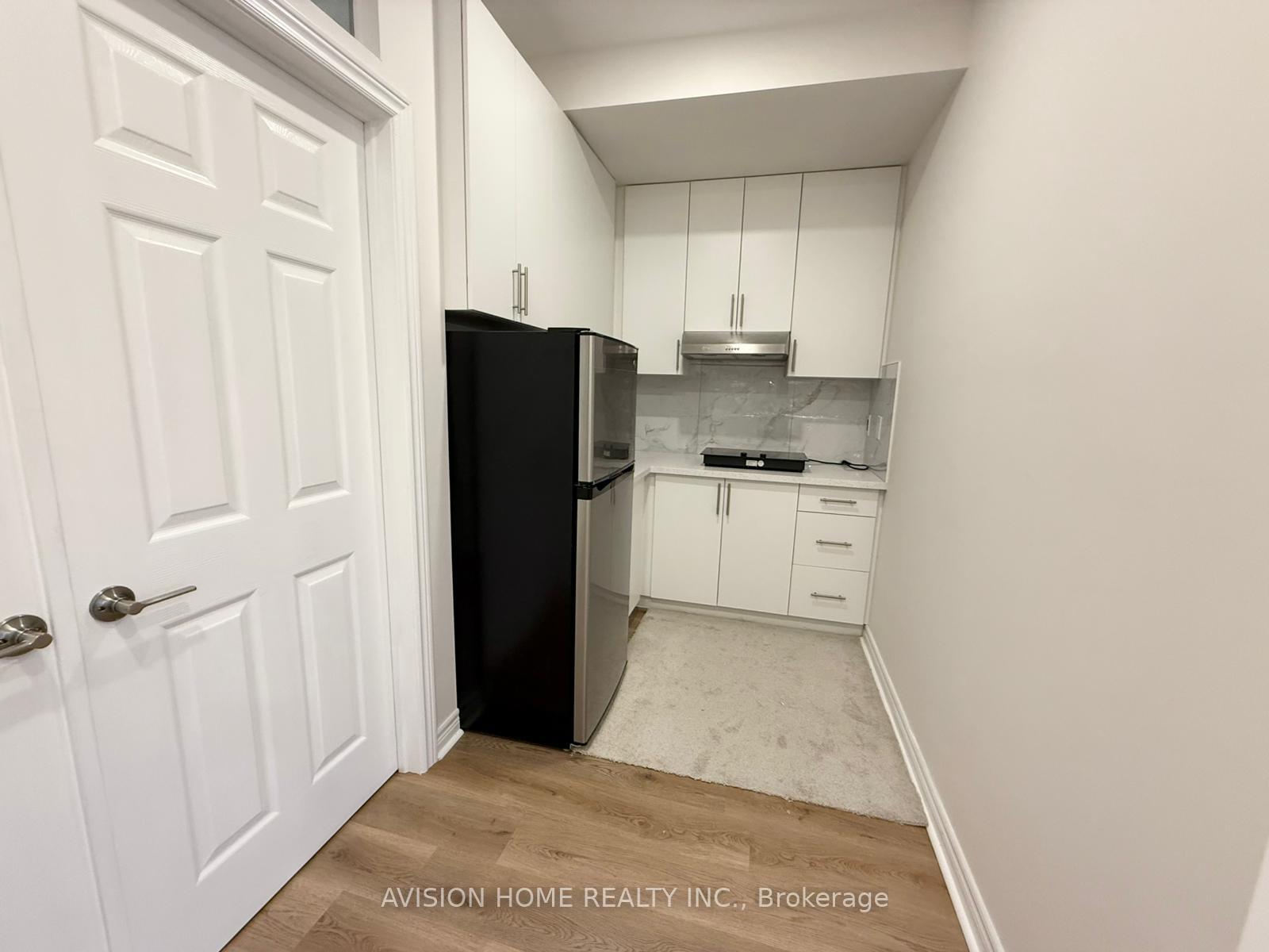 Photo 5 of 109 Mumbai Drive, Markham, Middlefield — HOMEH