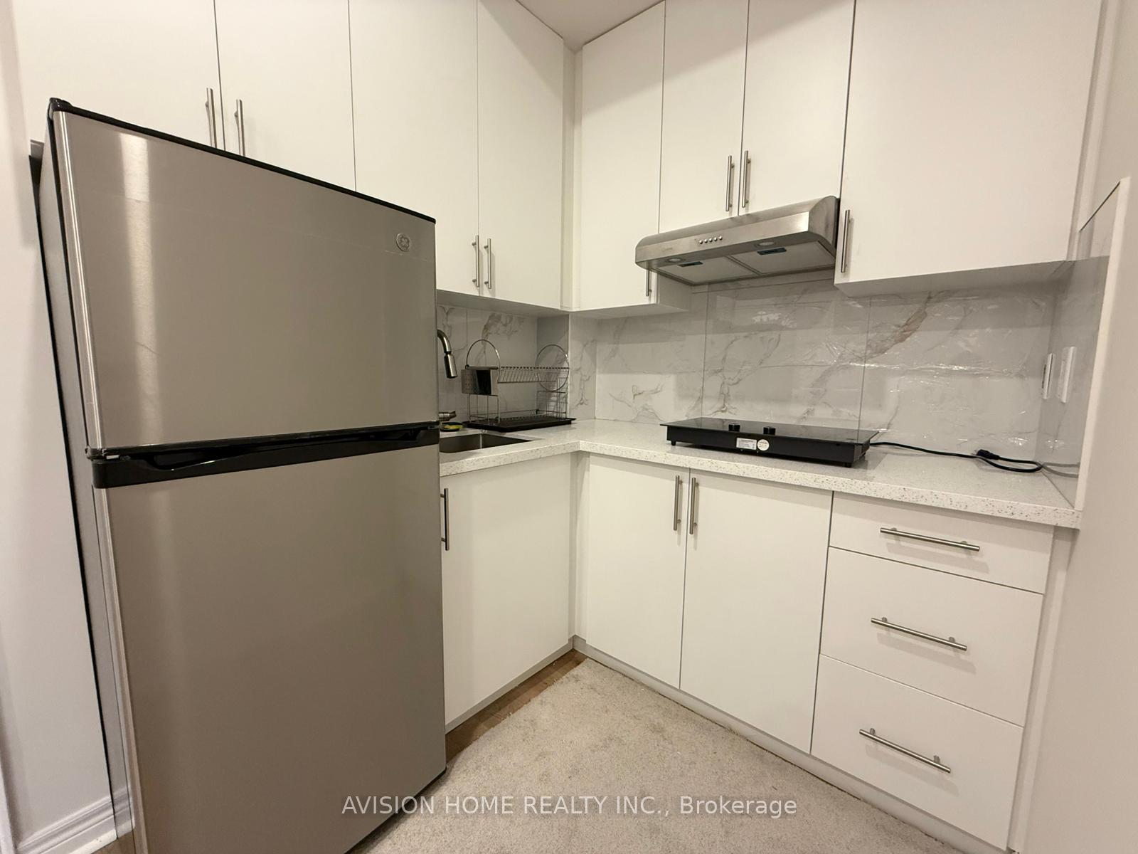 Photo 6 of 109 Mumbai Drive, Markham, Middlefield — HOMEH