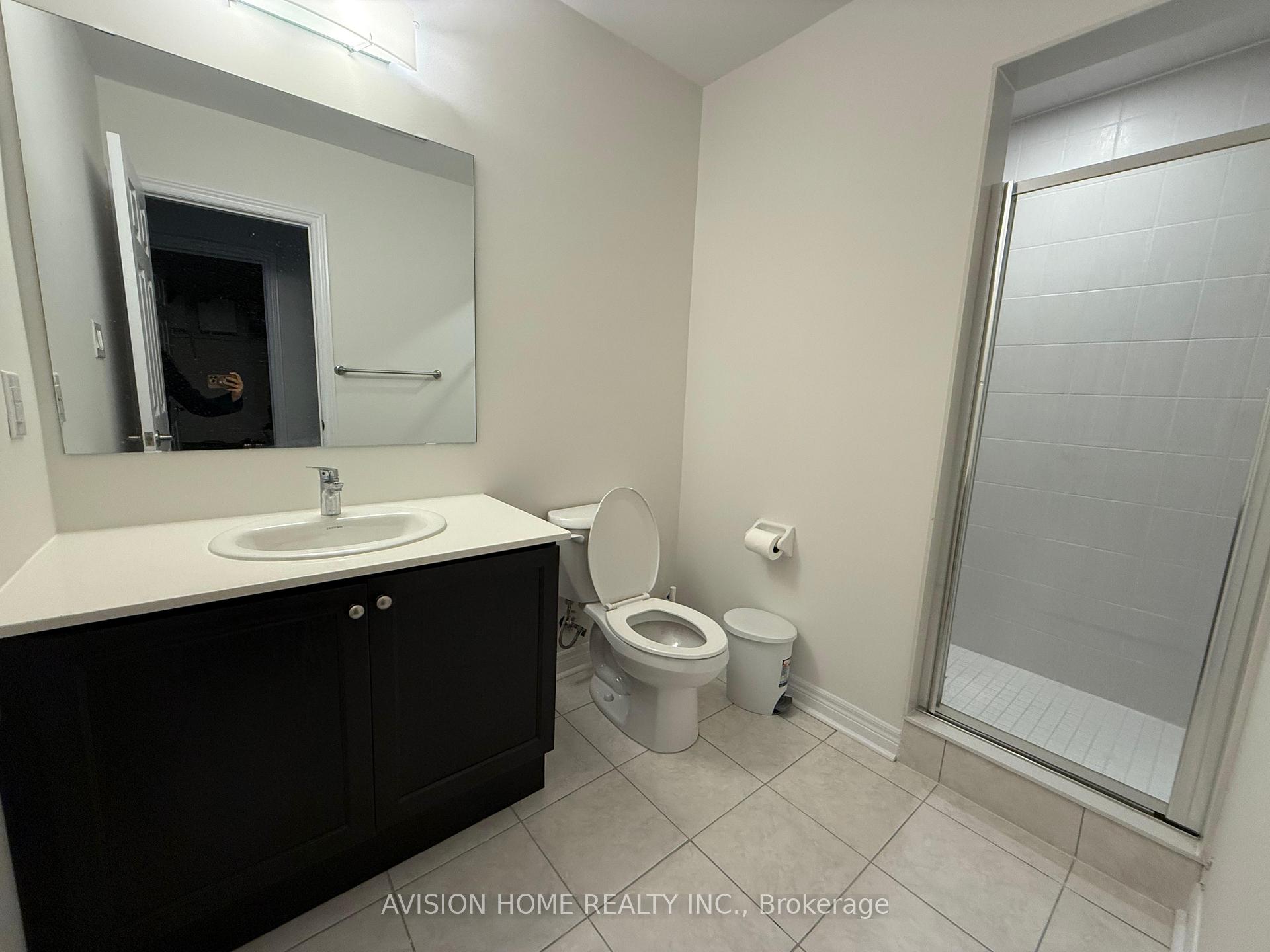 Photo 9 of 109 Mumbai Drive, Markham, Middlefield — HOMEH