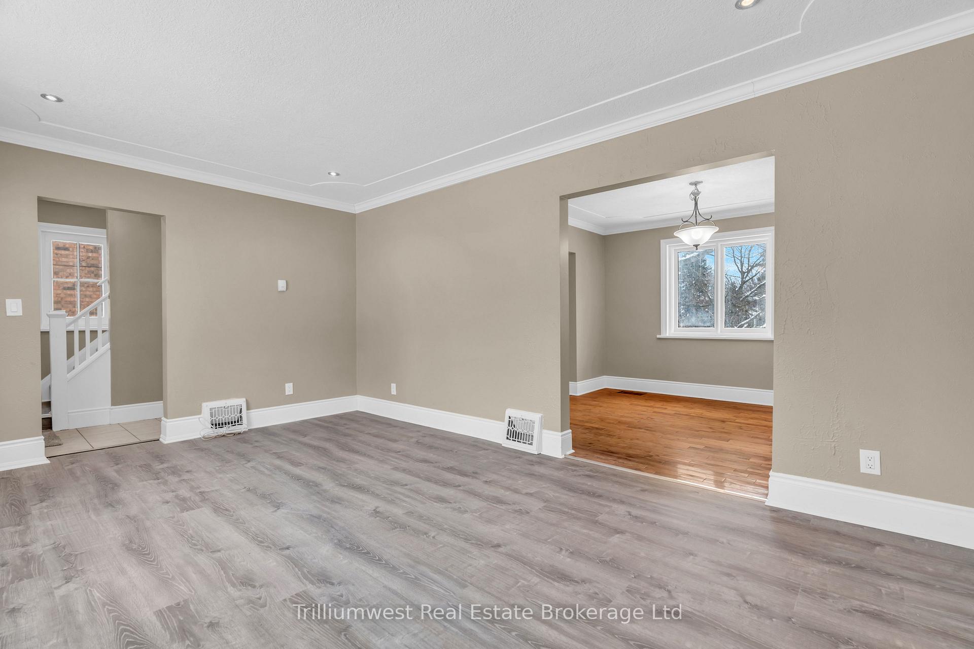 Photo 9 of 348 Edwin Street, Kitchener — HOMEH