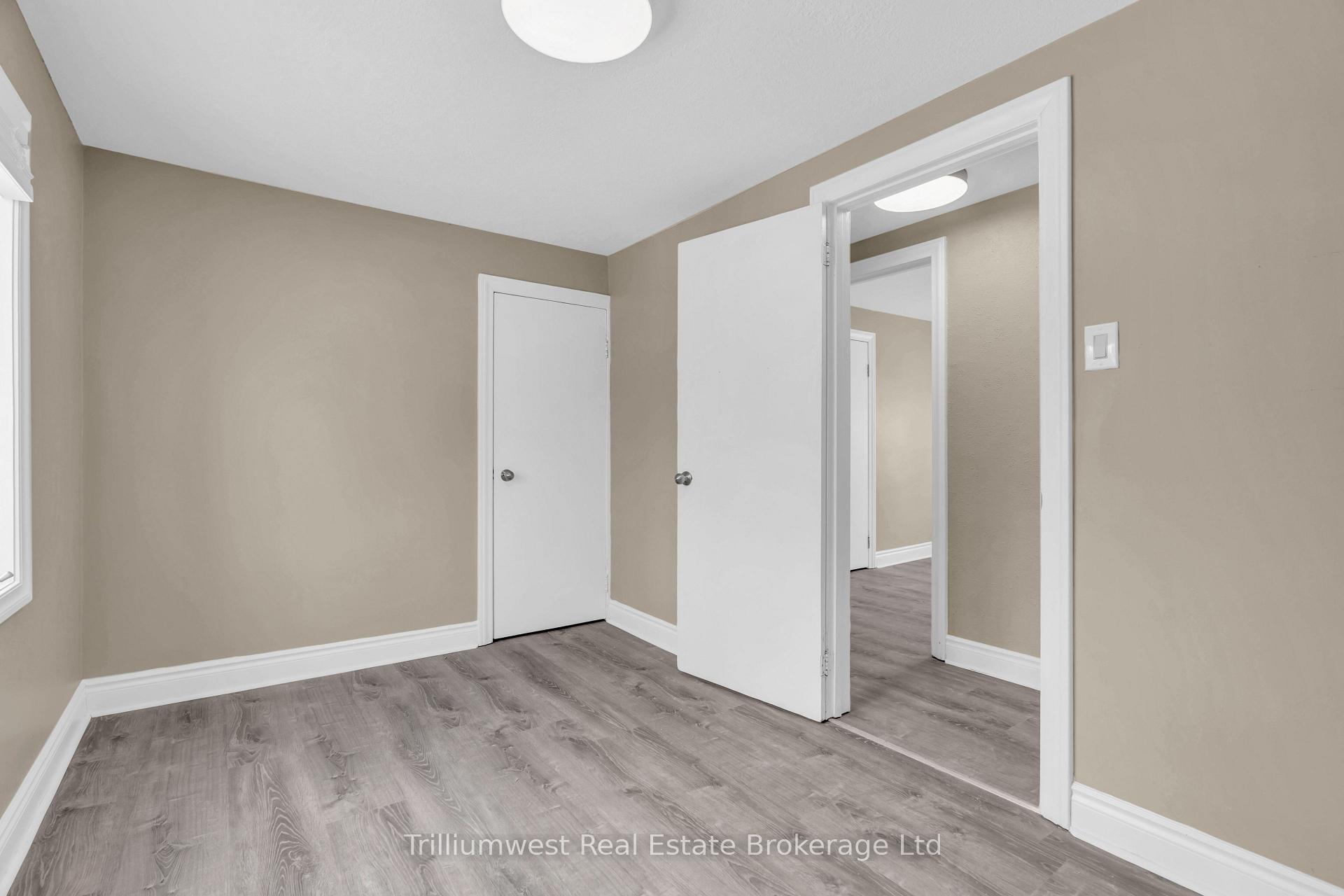 Photo 23 of 348 Edwin Street, Kitchener — HOMEH