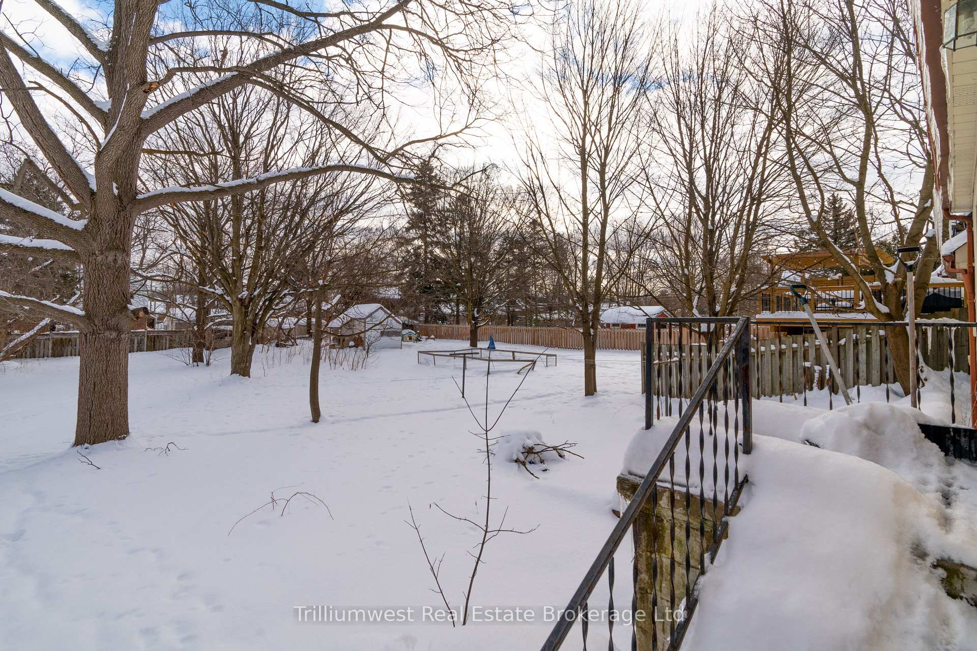Photo 27 of 348 Edwin Street, Kitchener — HOMEH