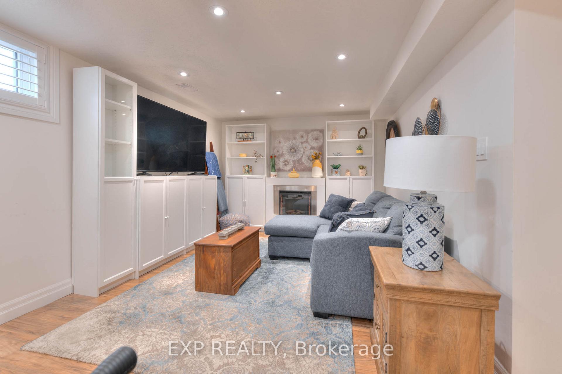 Photo 28 of 65 Belleview Avenue, Kitchener — HOMEH