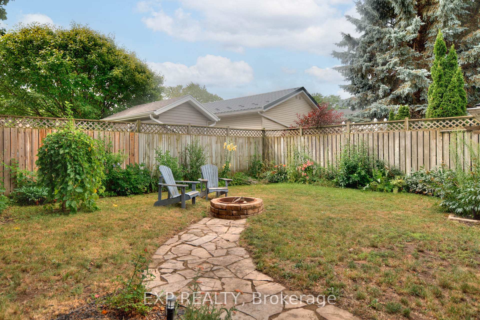 Photo 45 of 65 Belleview Avenue, Kitchener — HOMEH
