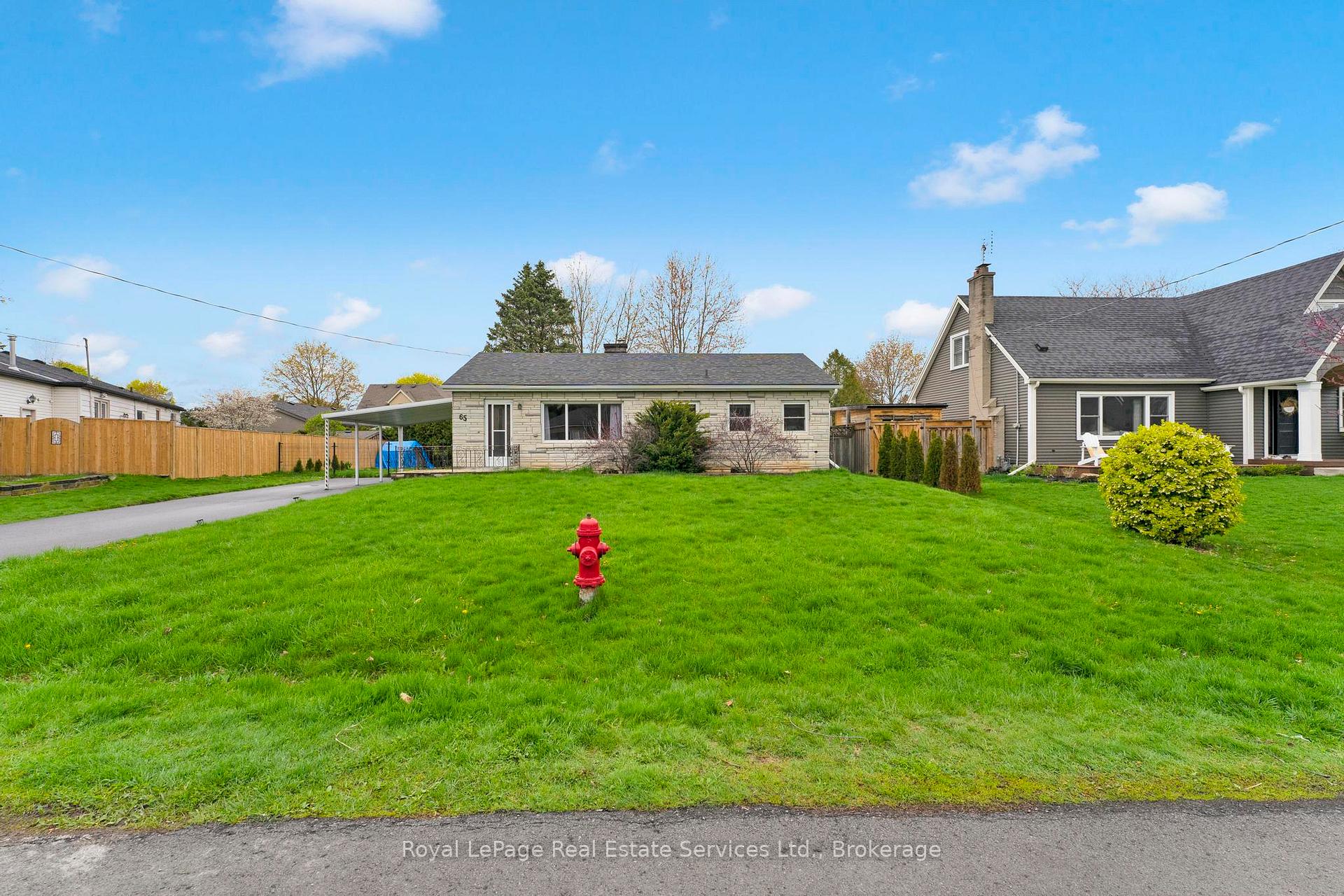 Photo 1 of Unit 1, 65 Cumming Court, Hamilton, Ancaster — HOMEH