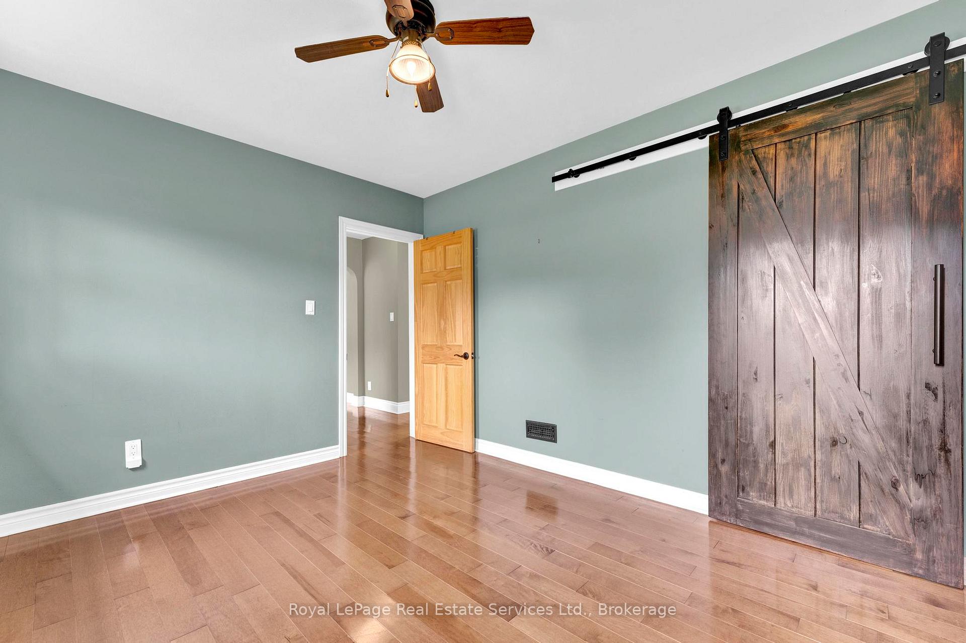 Photo 20 of Unit 1, 65 Cumming Court, Hamilton, Ancaster — HOMEH