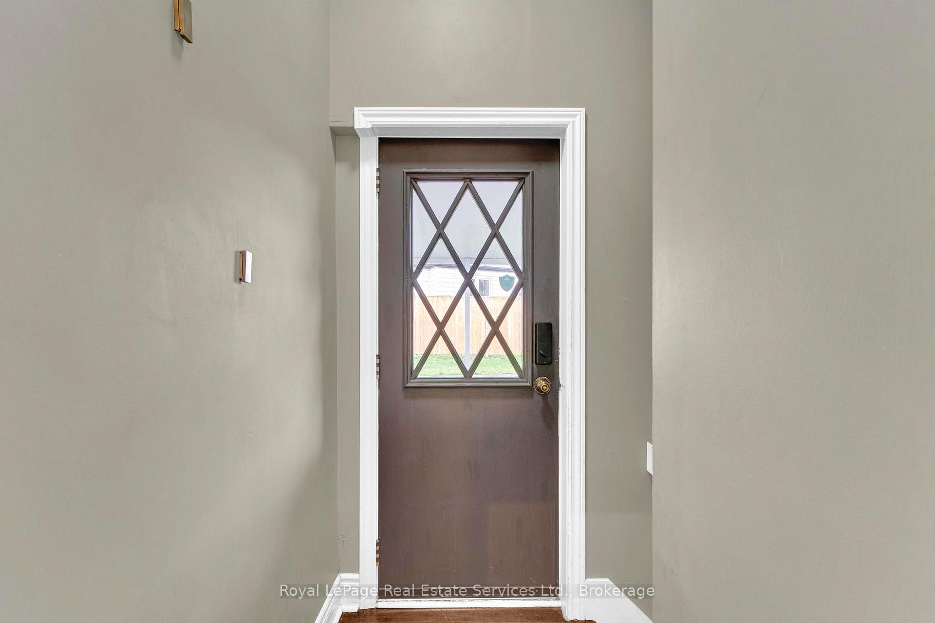 Photo 22 of Unit 1, 65 Cumming Court, Hamilton, Ancaster — HOMEH