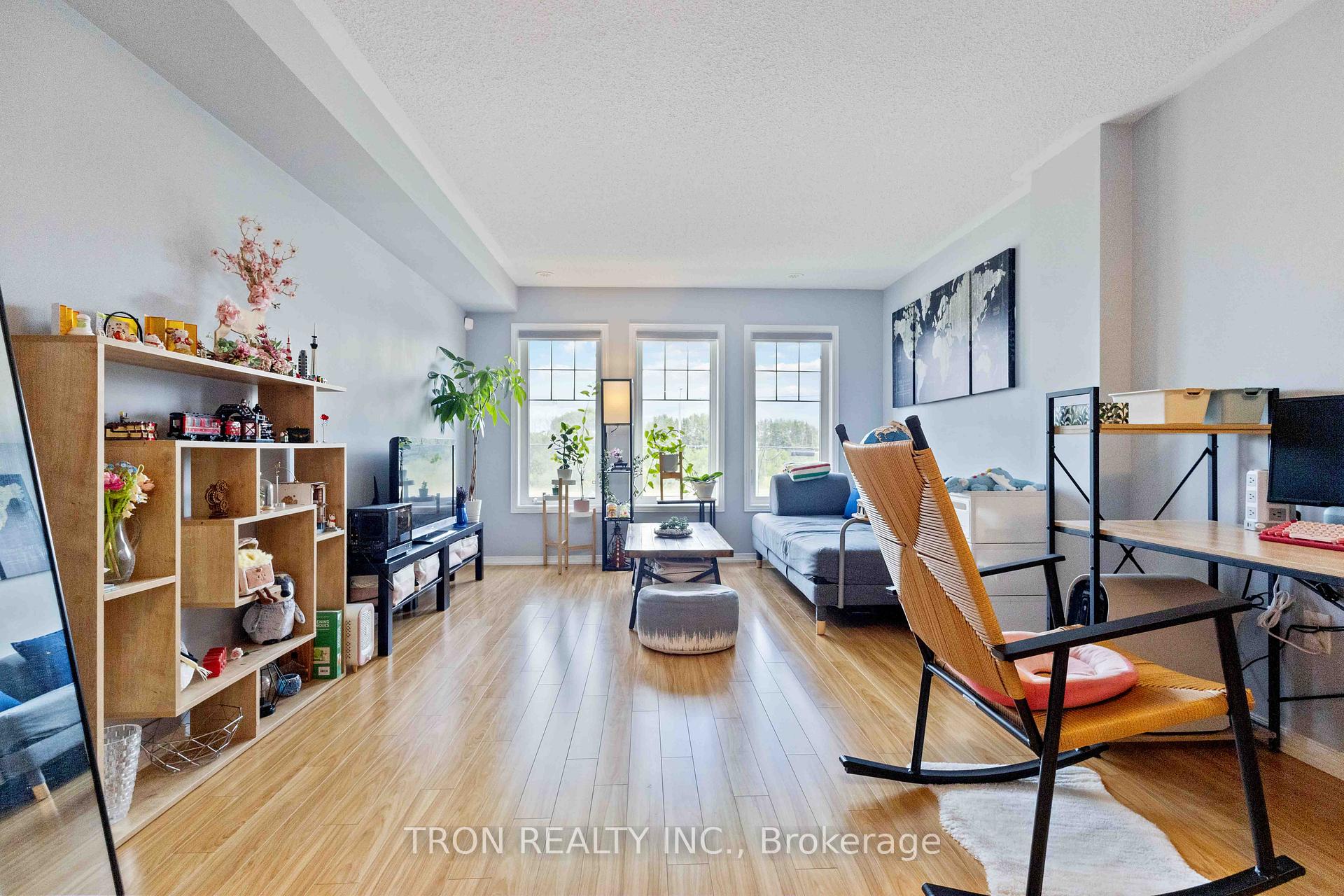 Photo 15 of 5253 Major Mackenzie Drive E, Markham, Berczy — HOMEH