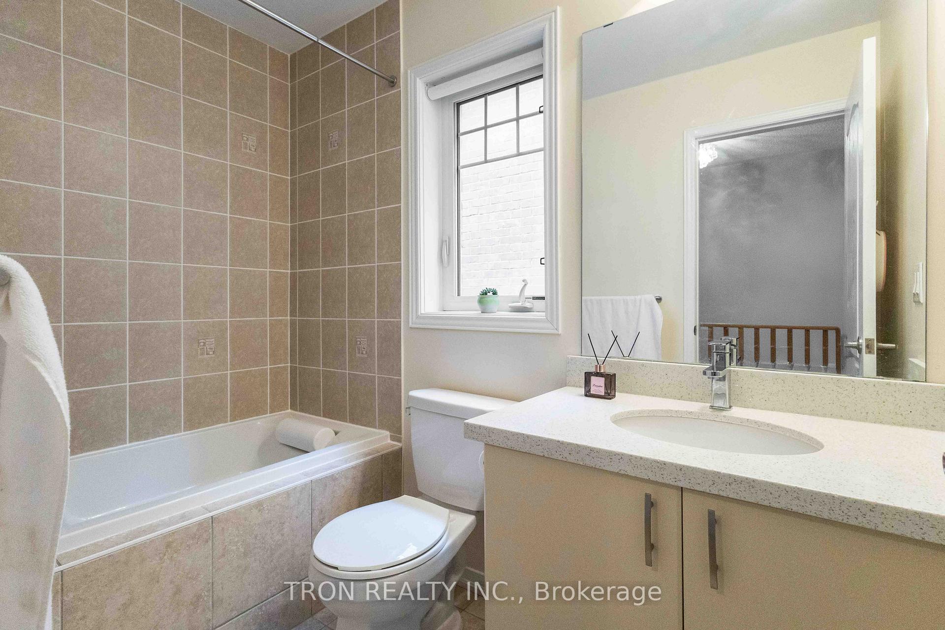 Photo 20 of 5253 Major Mackenzie Drive E, Markham, Berczy — HOMEH