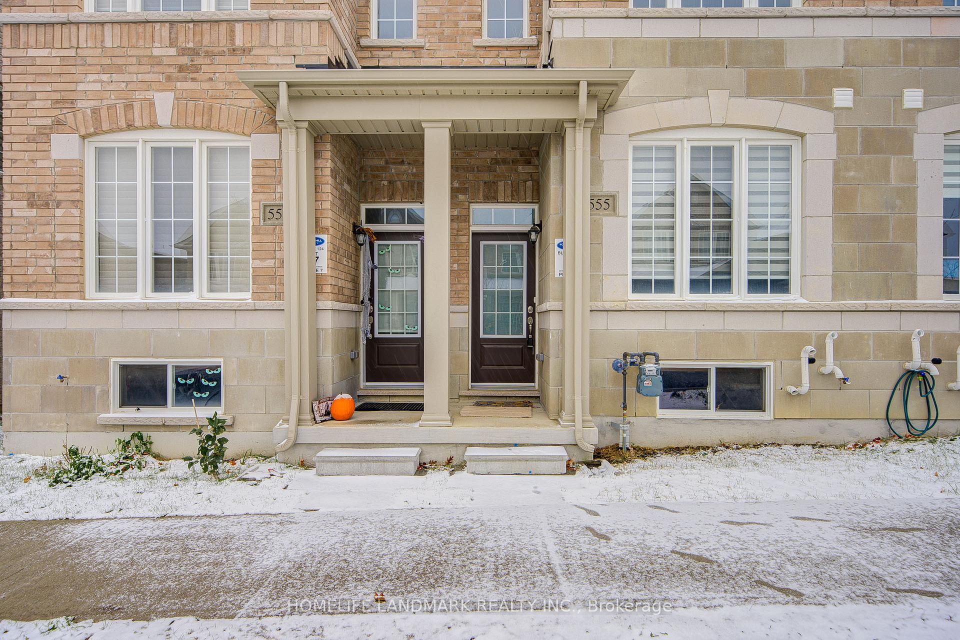 Photo 4 of 555 White's Hill Avenue, Markham, Cornell — HOMEH