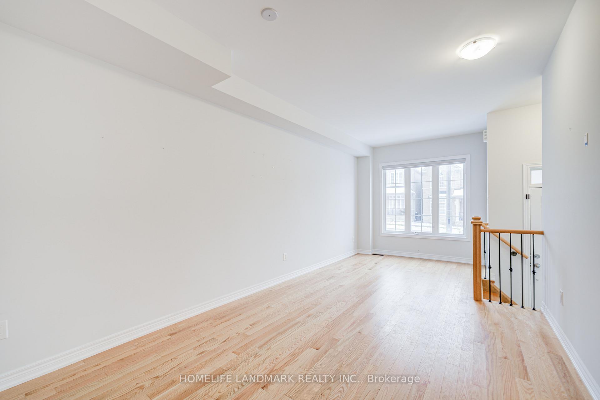 Photo 11 of 555 White's Hill Avenue, Markham, Cornell — HOMEH