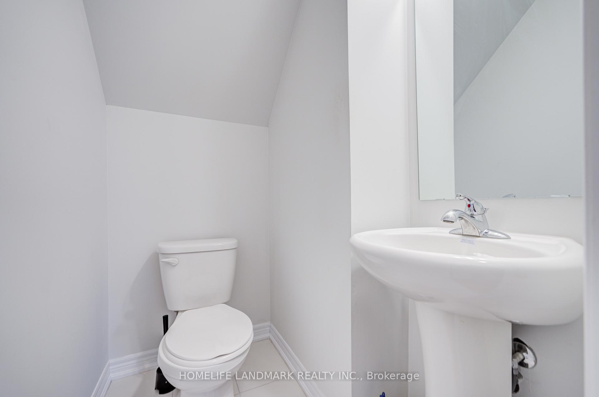 Photo 13 of 555 White's Hill Avenue, Markham, Cornell — HOMEH