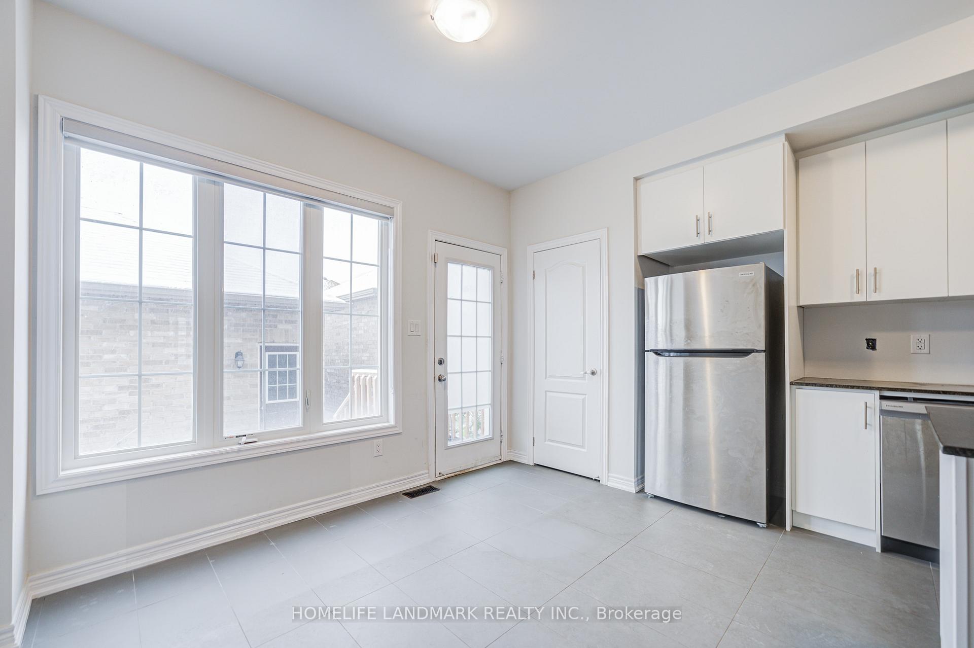 Photo 19 of 555 White's Hill Avenue, Markham, Cornell — HOMEH