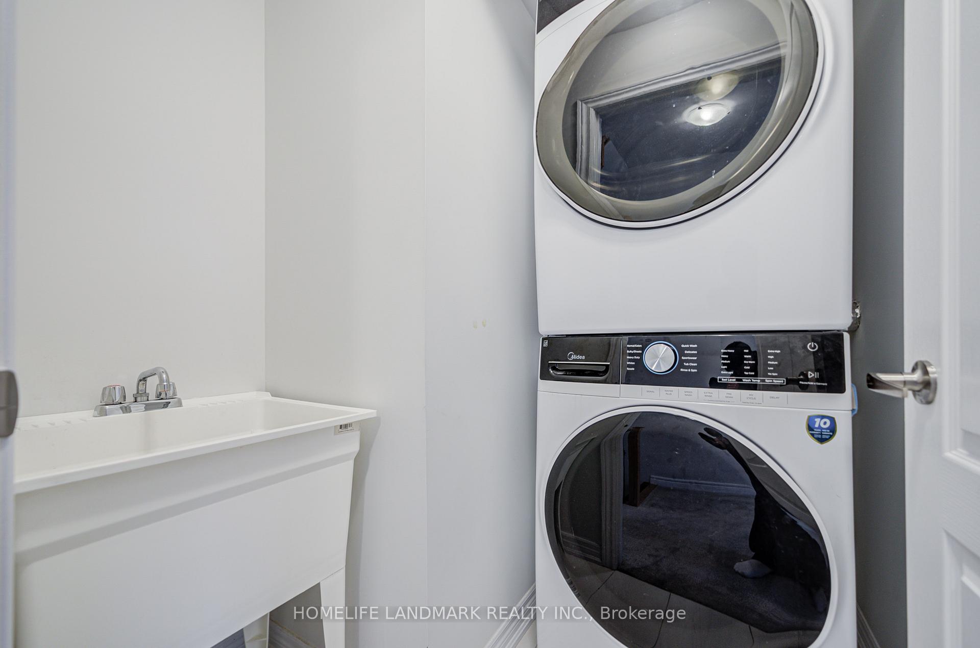 Photo 28 of 555 White's Hill Avenue, Markham, Cornell — HOMEH