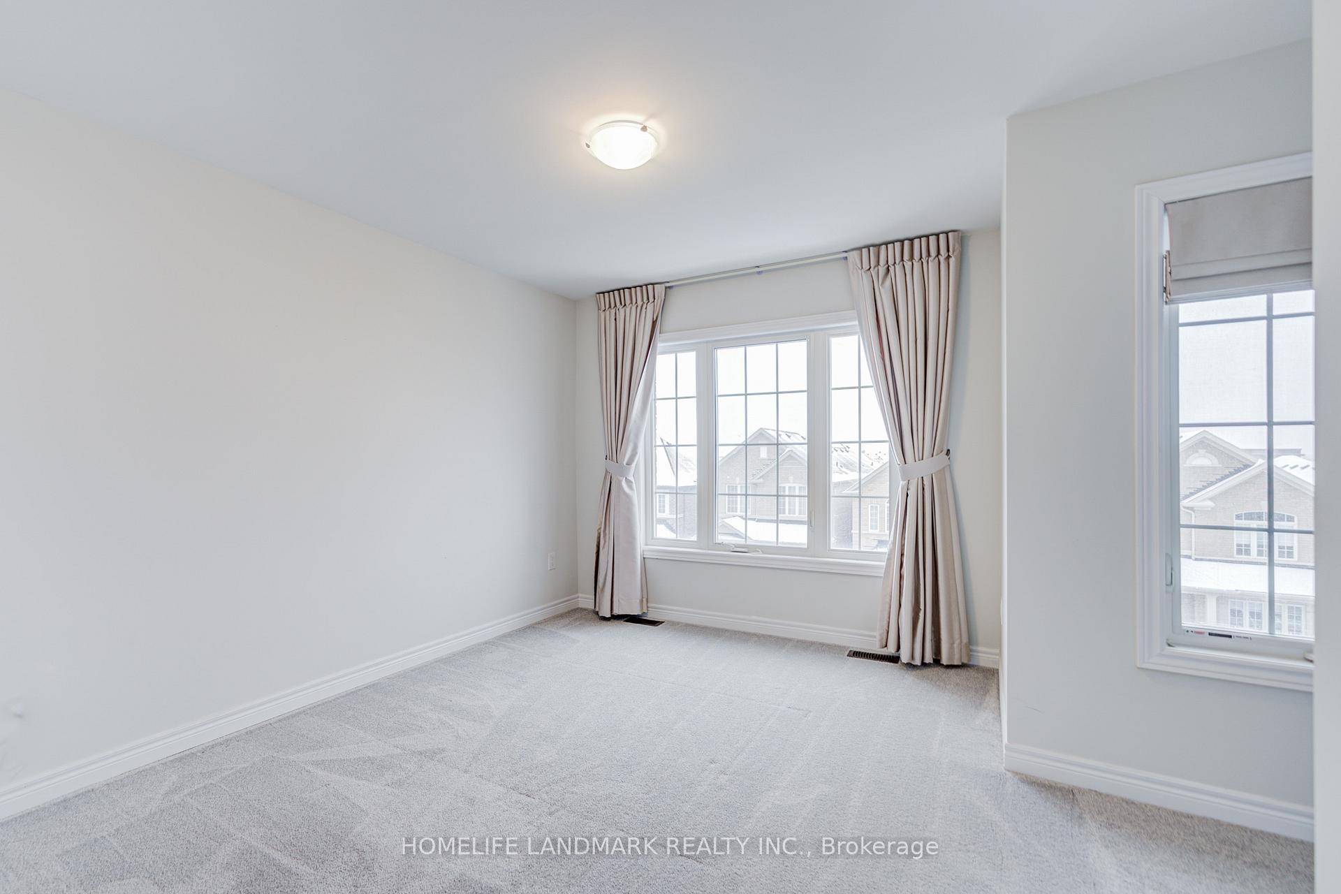 Photo 35 of 555 White's Hill Avenue, Markham, Cornell — HOMEH