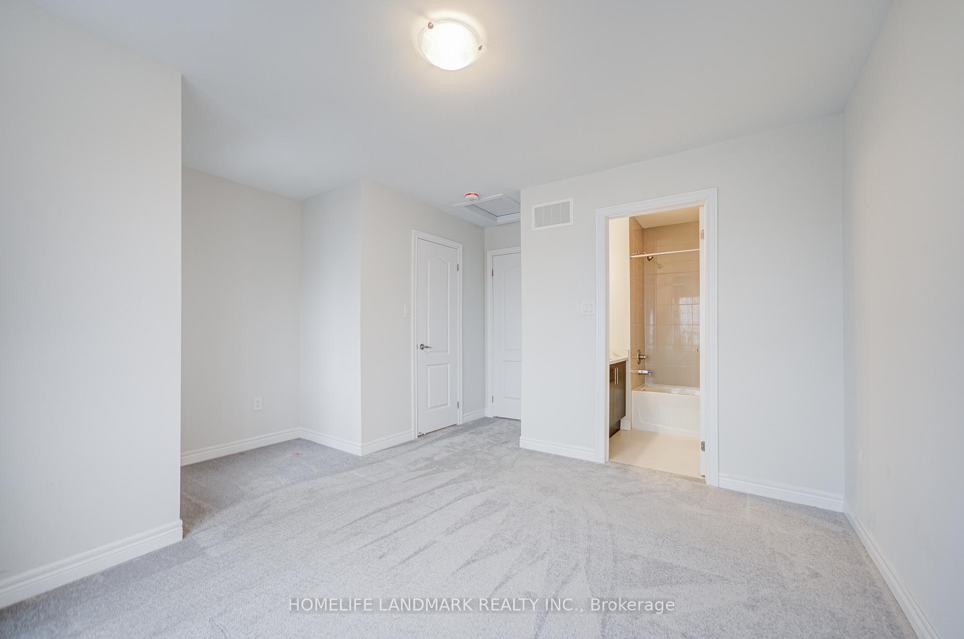 Photo 38 of 555 White's Hill Avenue, Markham, Cornell — HOMEH