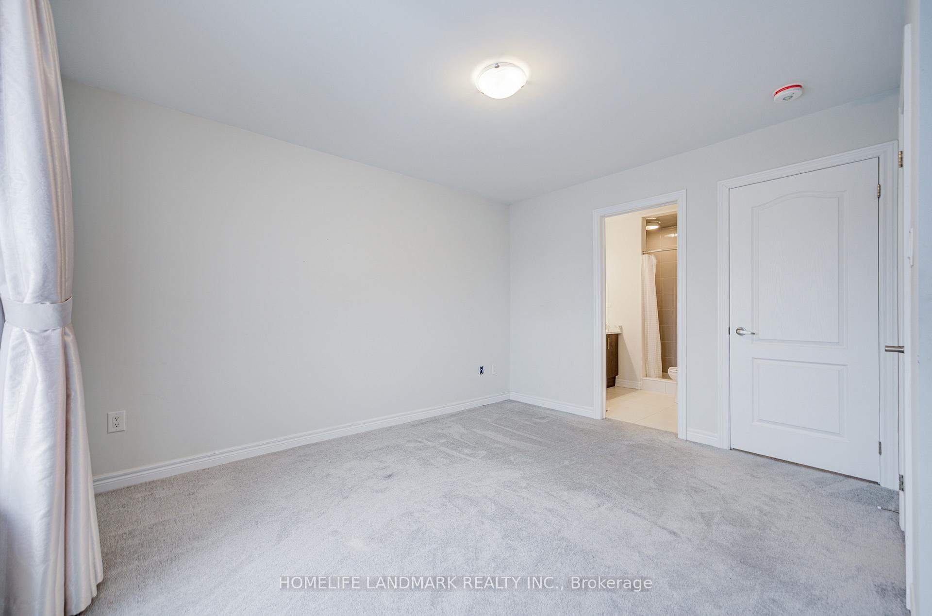Photo 43 of 555 White's Hill Avenue, Markham, Cornell — HOMEH