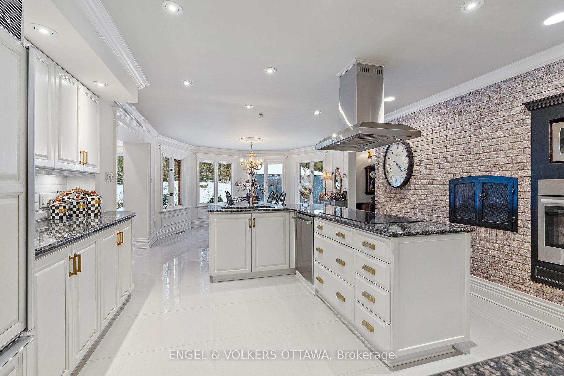 Photo 8 of 1329 Squire Drive, Ottawa, Manotick East to Manotick Station — HOMEH
