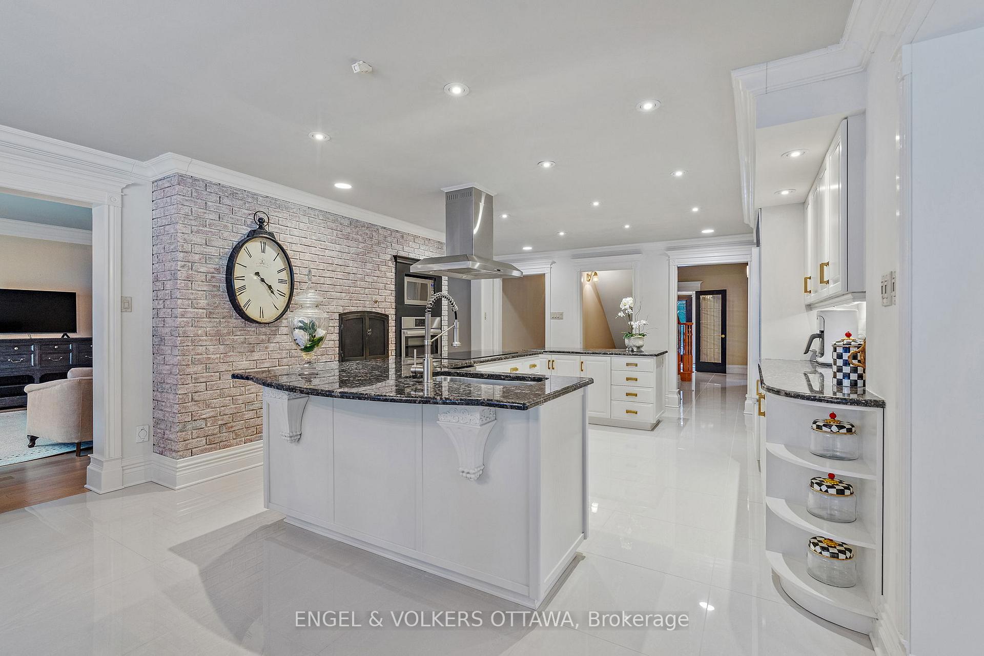 Photo 9 of 1329 Squire Drive, Ottawa, Manotick East to Manotick Station — HOMEH