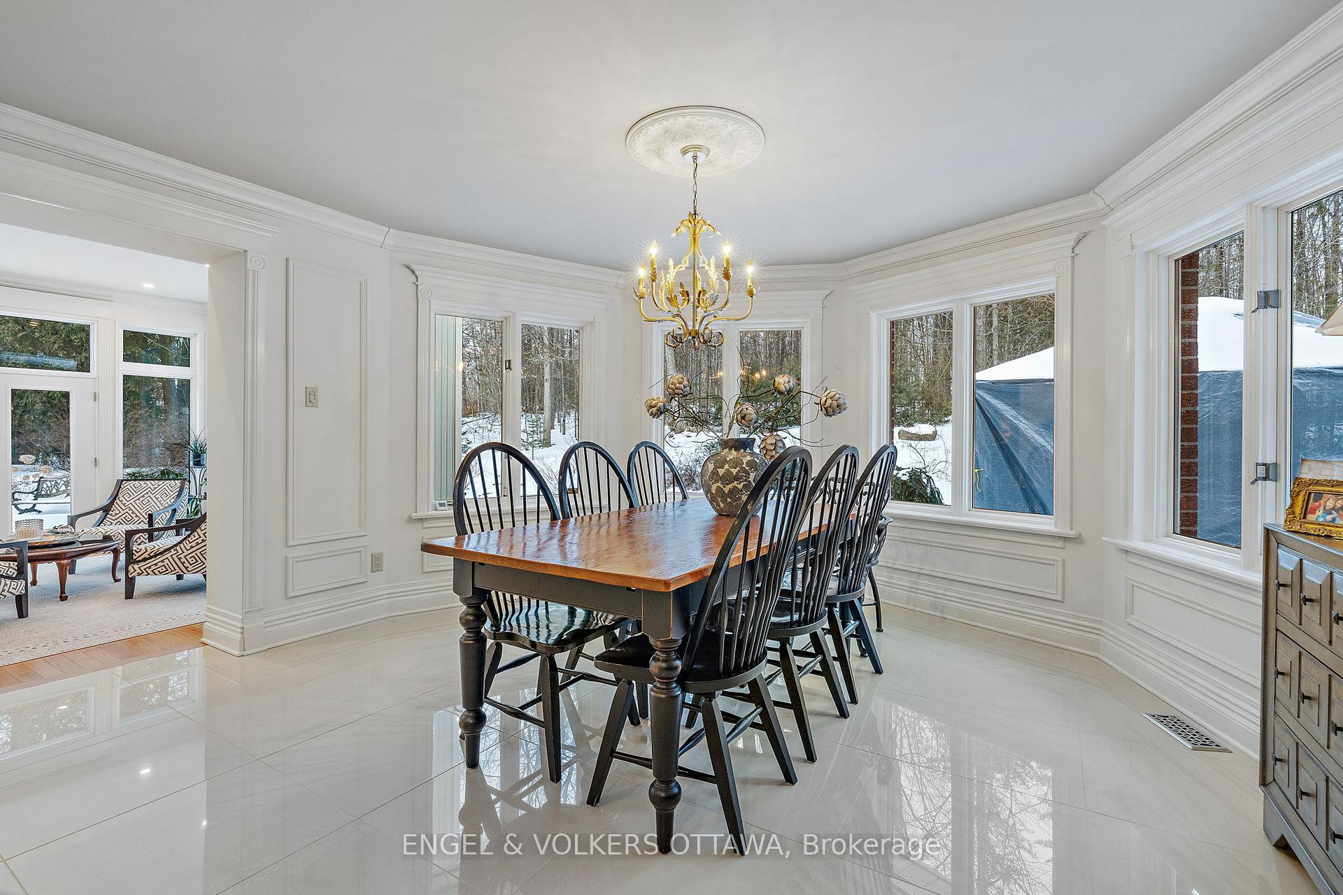 Photo 10 of 1329 Squire Drive, Ottawa, Manotick East to Manotick Station — HOMEH